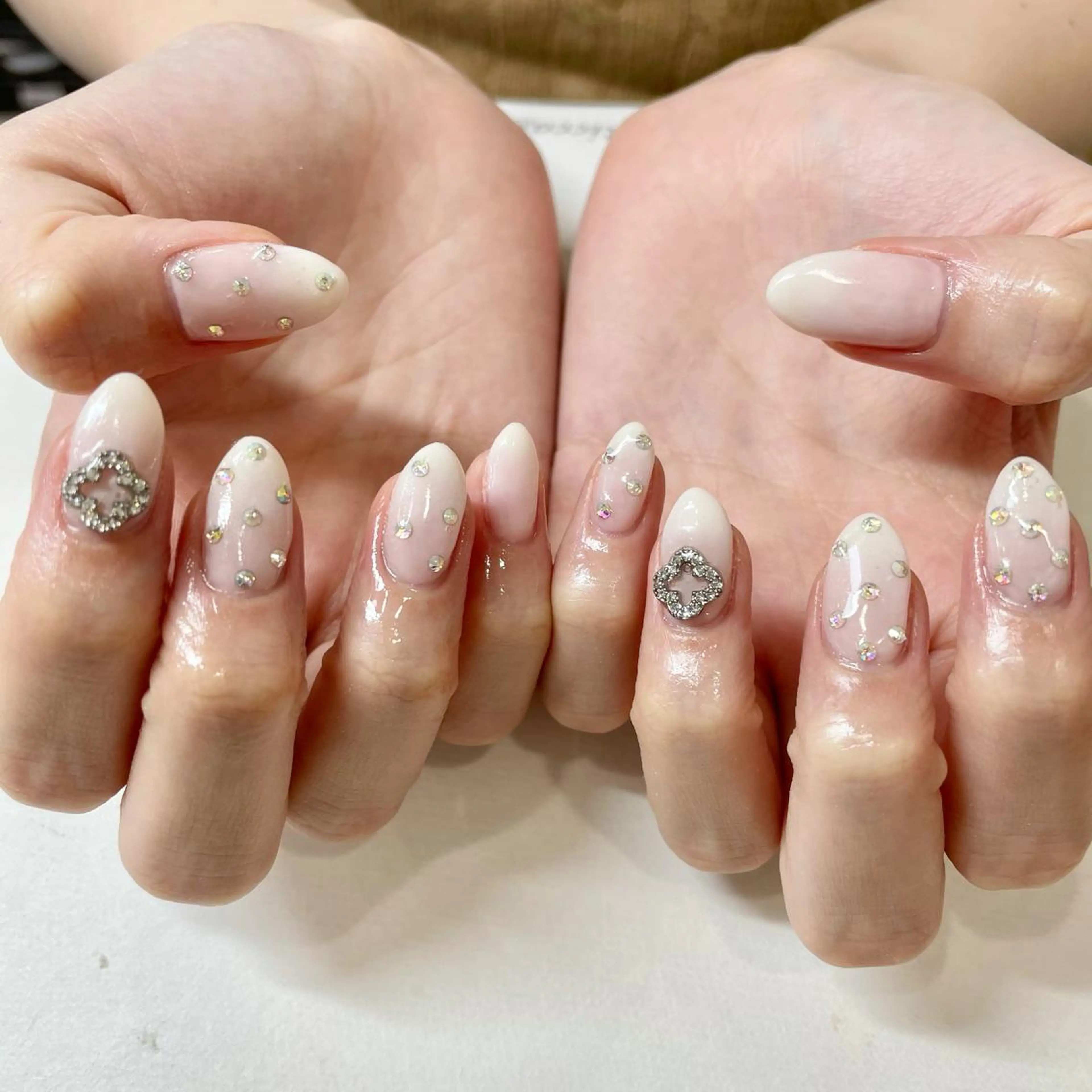 ネイル ハンドネイル 🎀AYAKO 🎀中韓ネイルのネイルデザイン