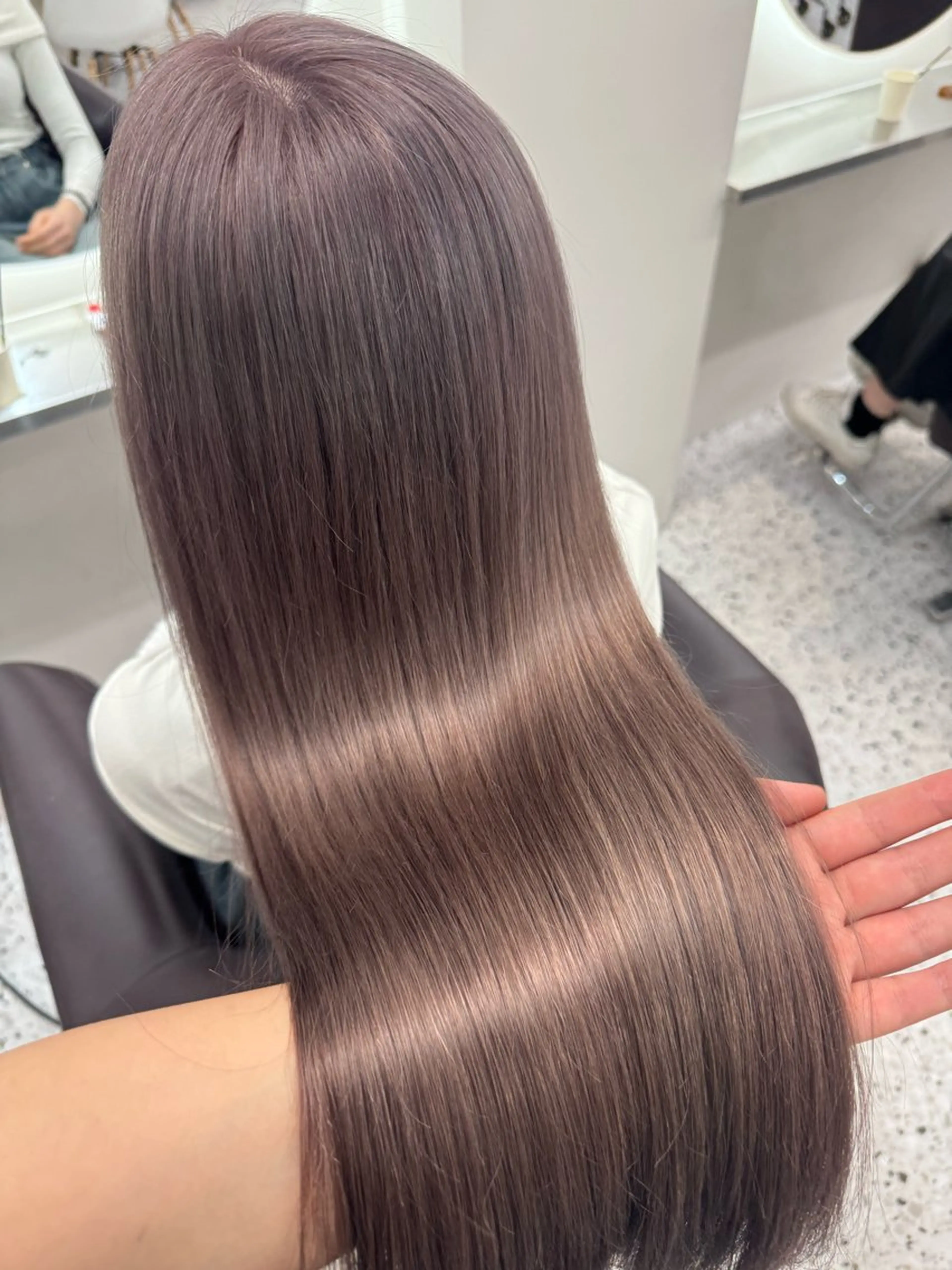 ロング カラー ベージュ透明感カラー 🫧AYUMI🫧のヘアスタイル