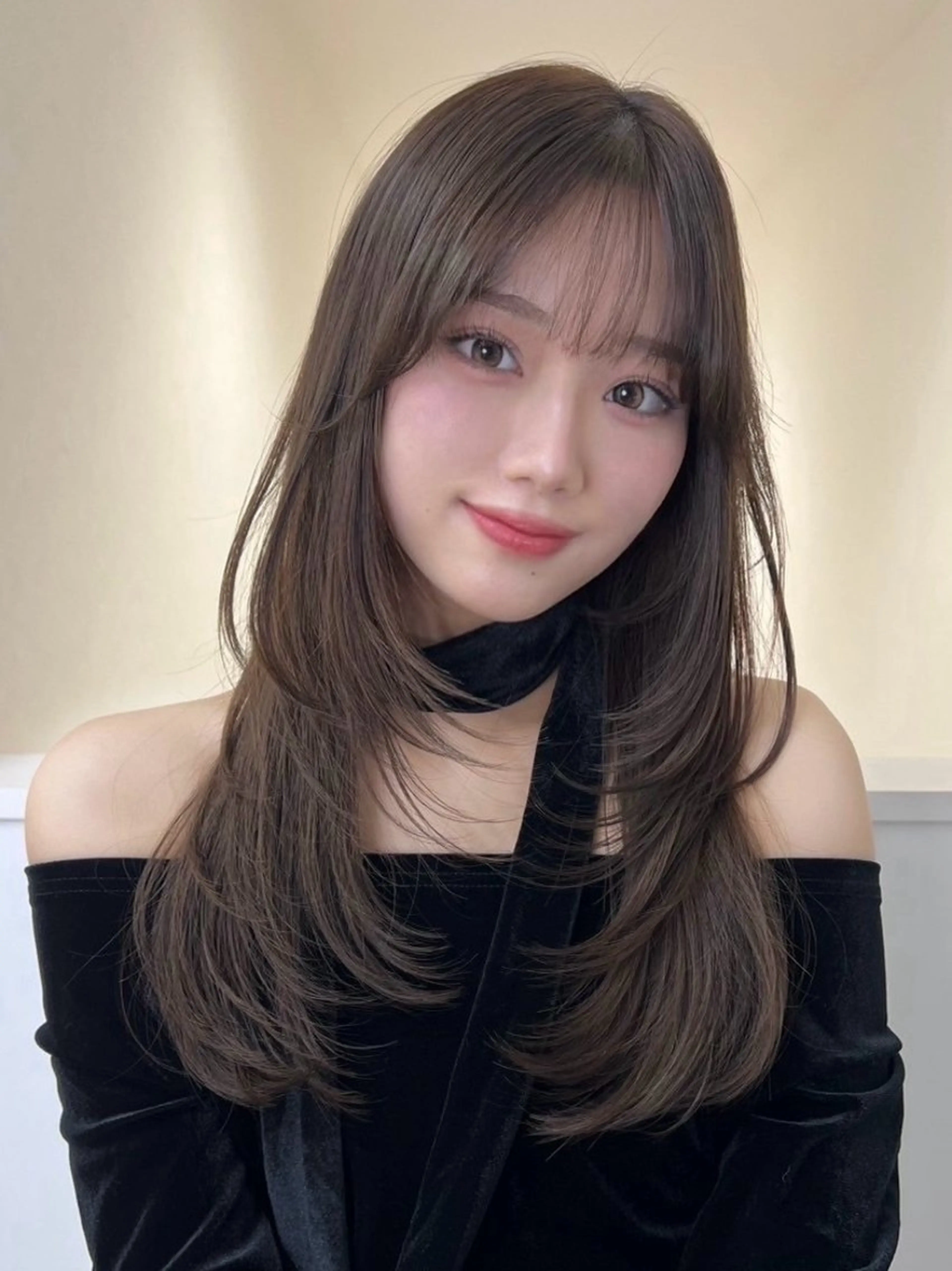 セミロング くびれヘア 韓国風ヘア レイヤーカット トリートメント リコ ハッシュカット 韓国レイヤーのヘアスタイル