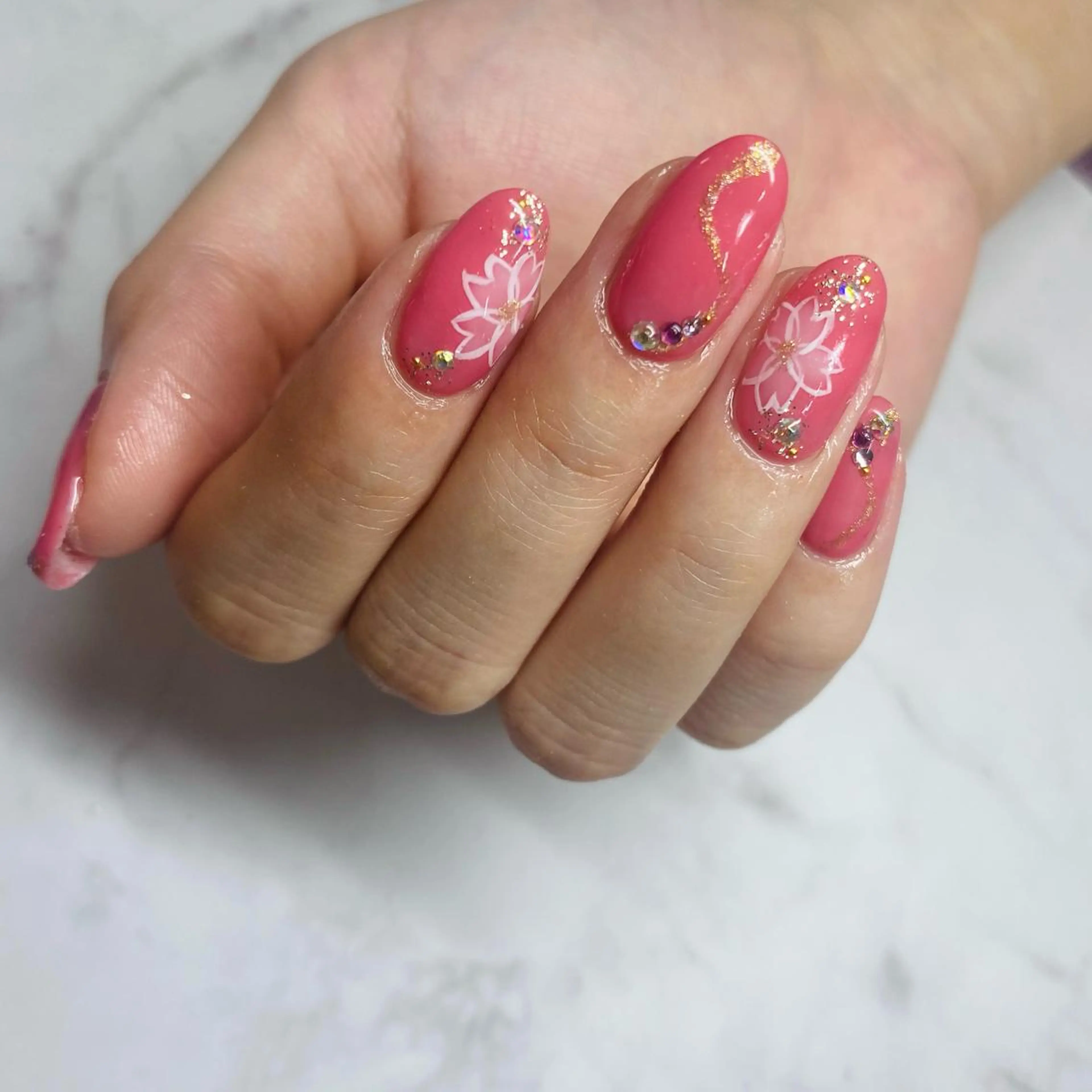 ロング ネイル アートネイル 桜ネイル ラメ(グリッター) ピンク スカルプネイル GLADnail nuanceのネイルデザイン