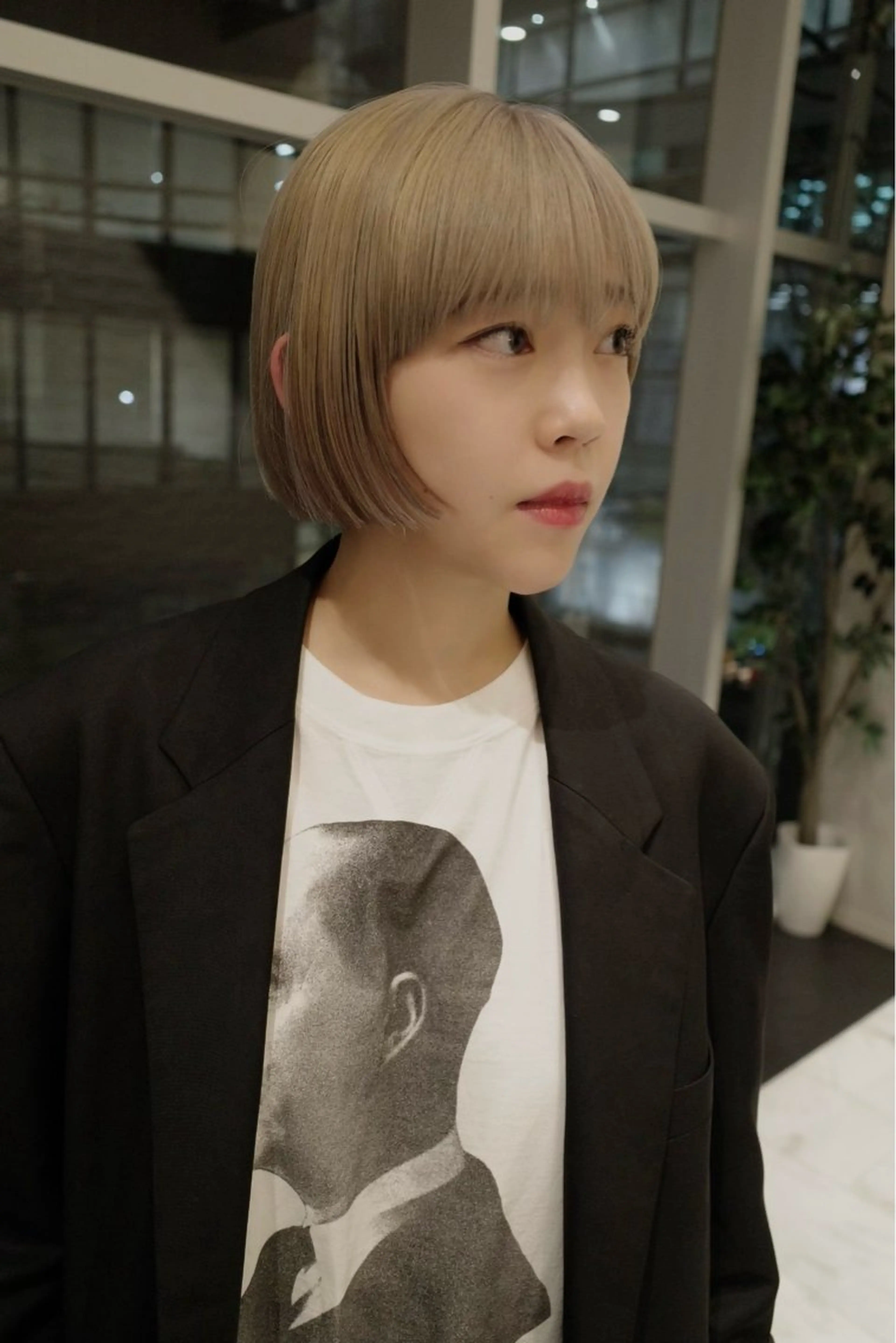 ショート カラー カット ヘアカラー トリートメント ブリーチ🪡 ボブ🧶レイヤーのヘアスタイル