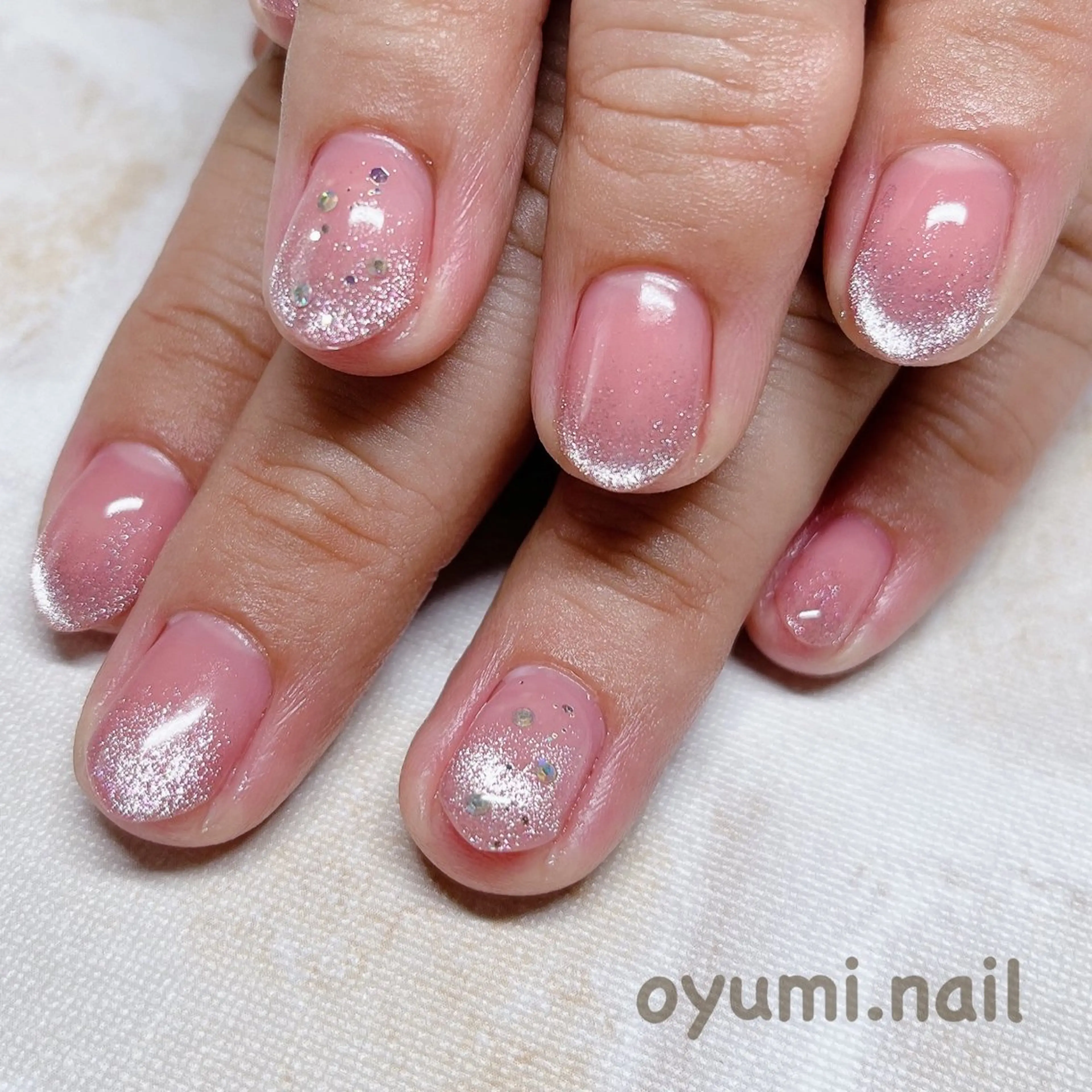 ネイル グラデーション マグネットネイル ワンカラーネイル ストーンネイル takanashi yumiのネイルデザイン