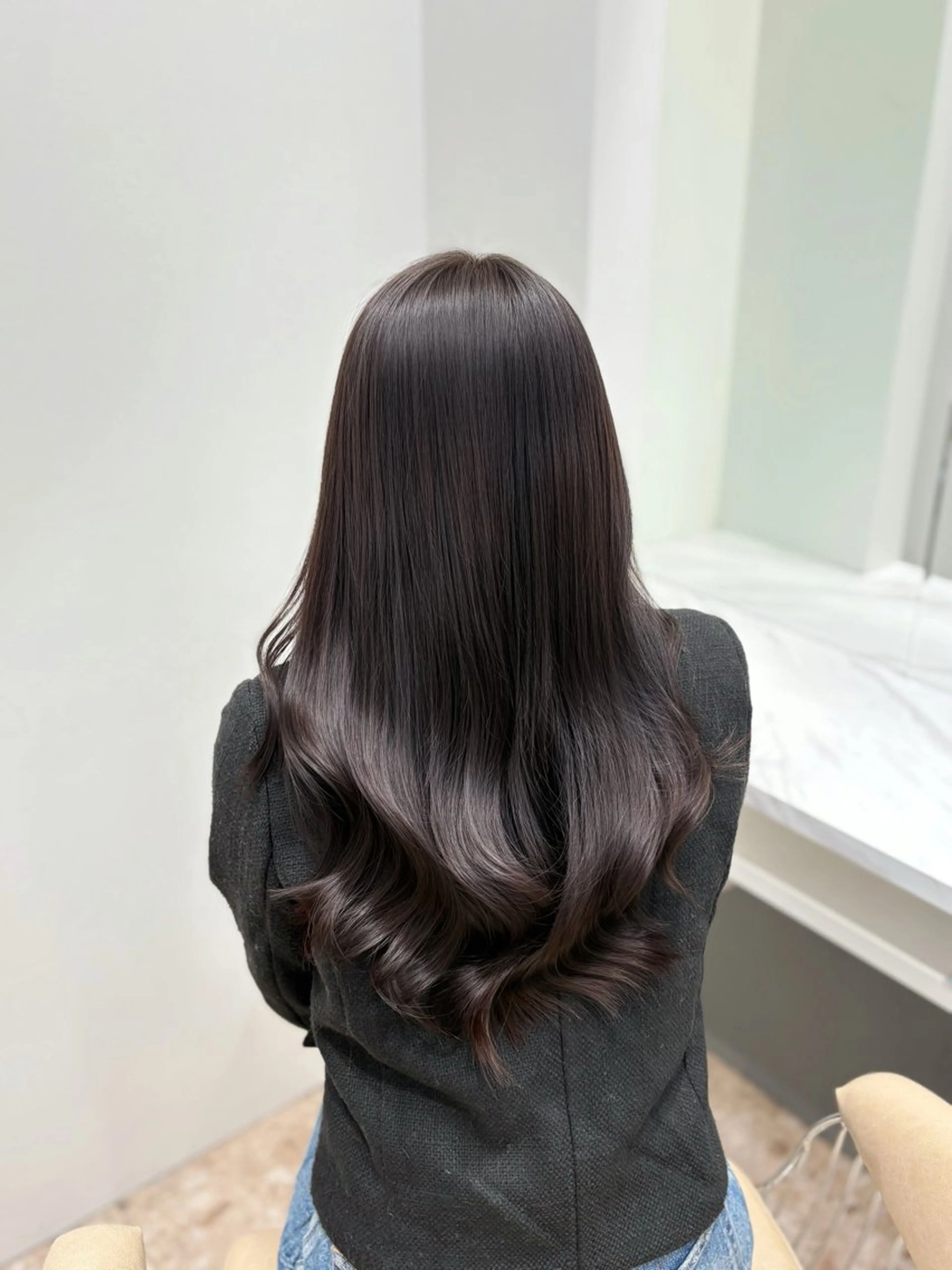 ロング レイヤーカット┊ 透 明感カラー┊ YUIのヘアスタイル