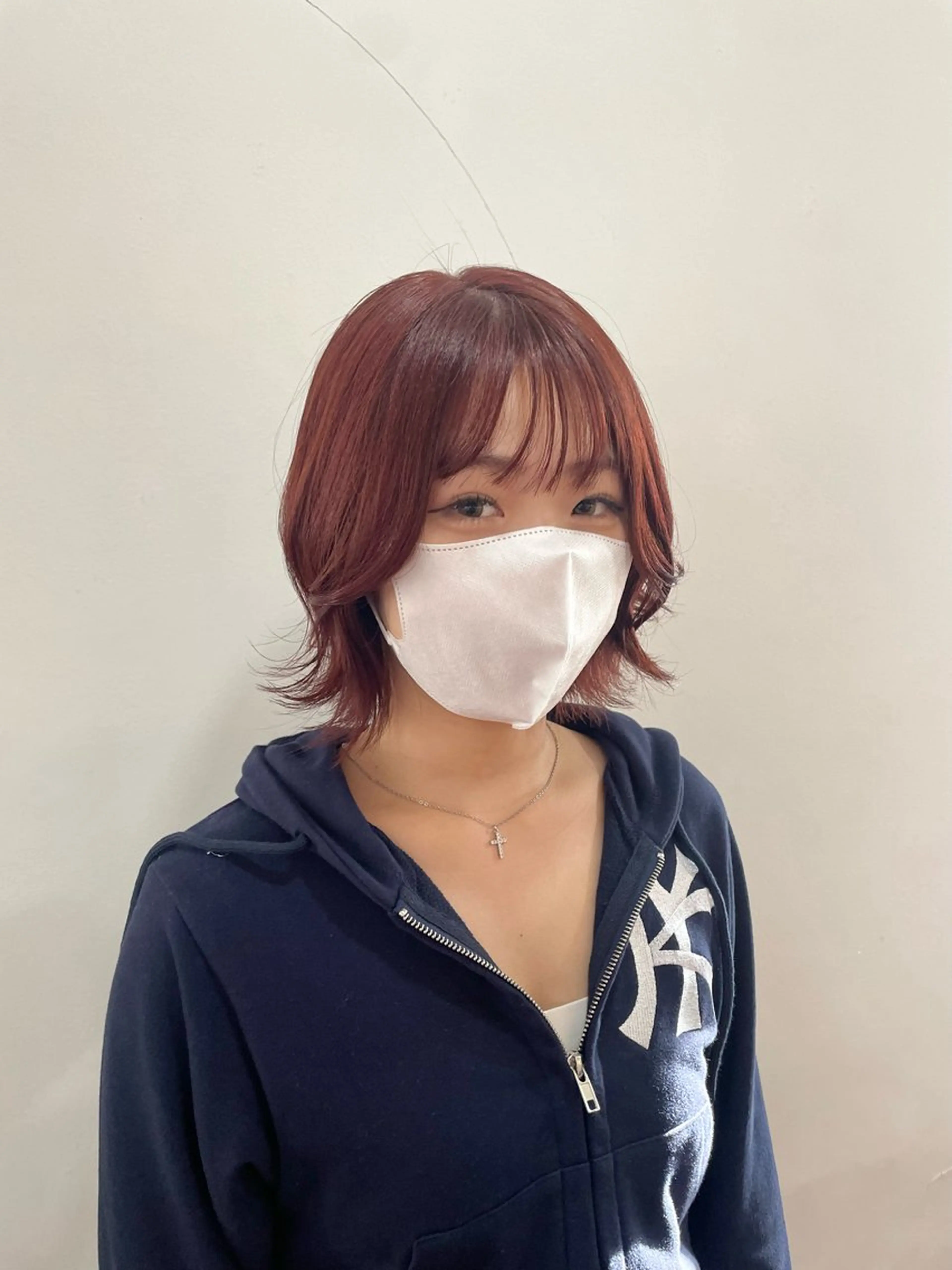 ショート カラー ショートボブ ブリーチ 透明感カラー ブリーチなしカラー レッドカラー カット ヘアカラー mopa_kaede 暖色カラー/ロングのヘアスタイル