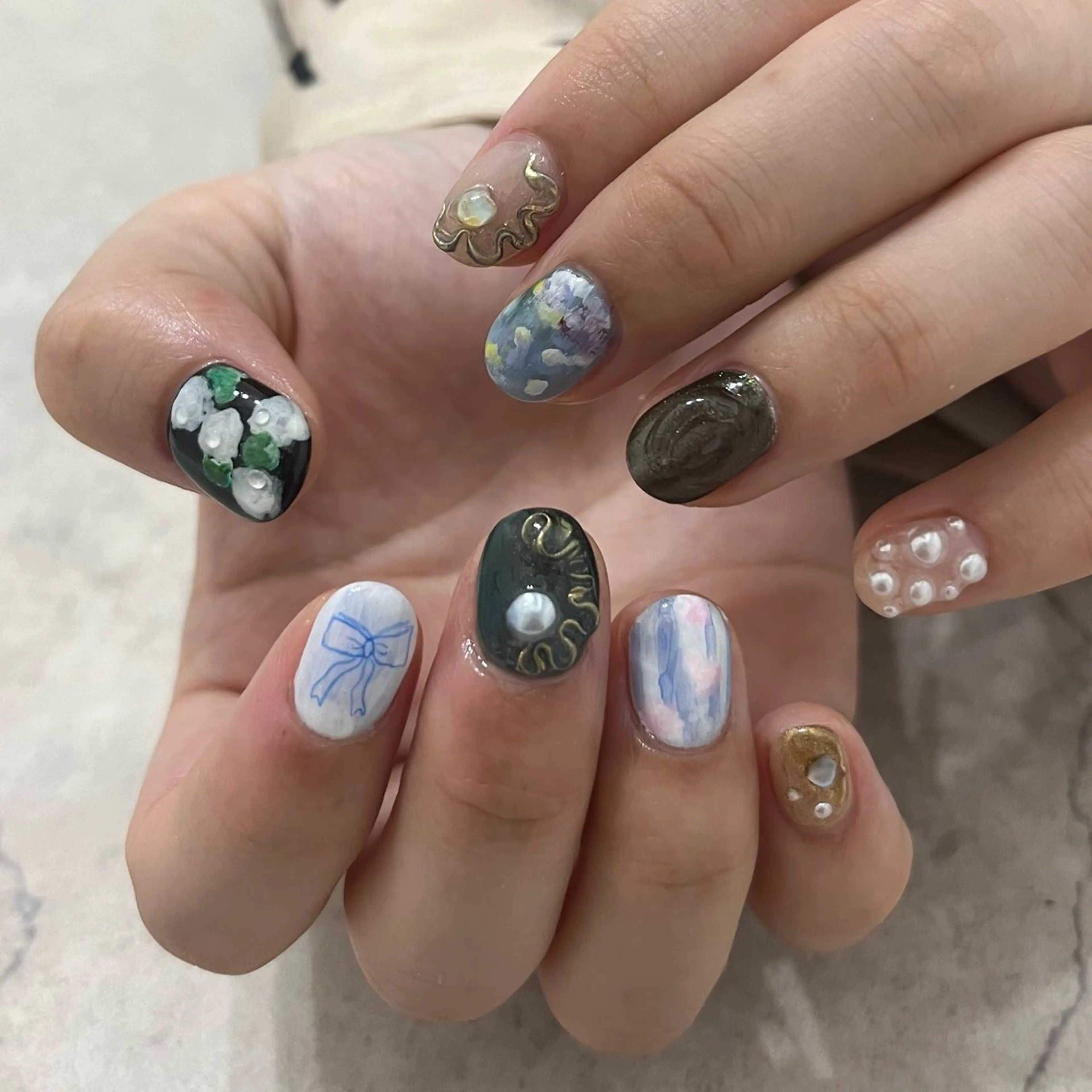 ネイル グリーン ハンドネイル vegh. nail／阿波座のネイルデザイン