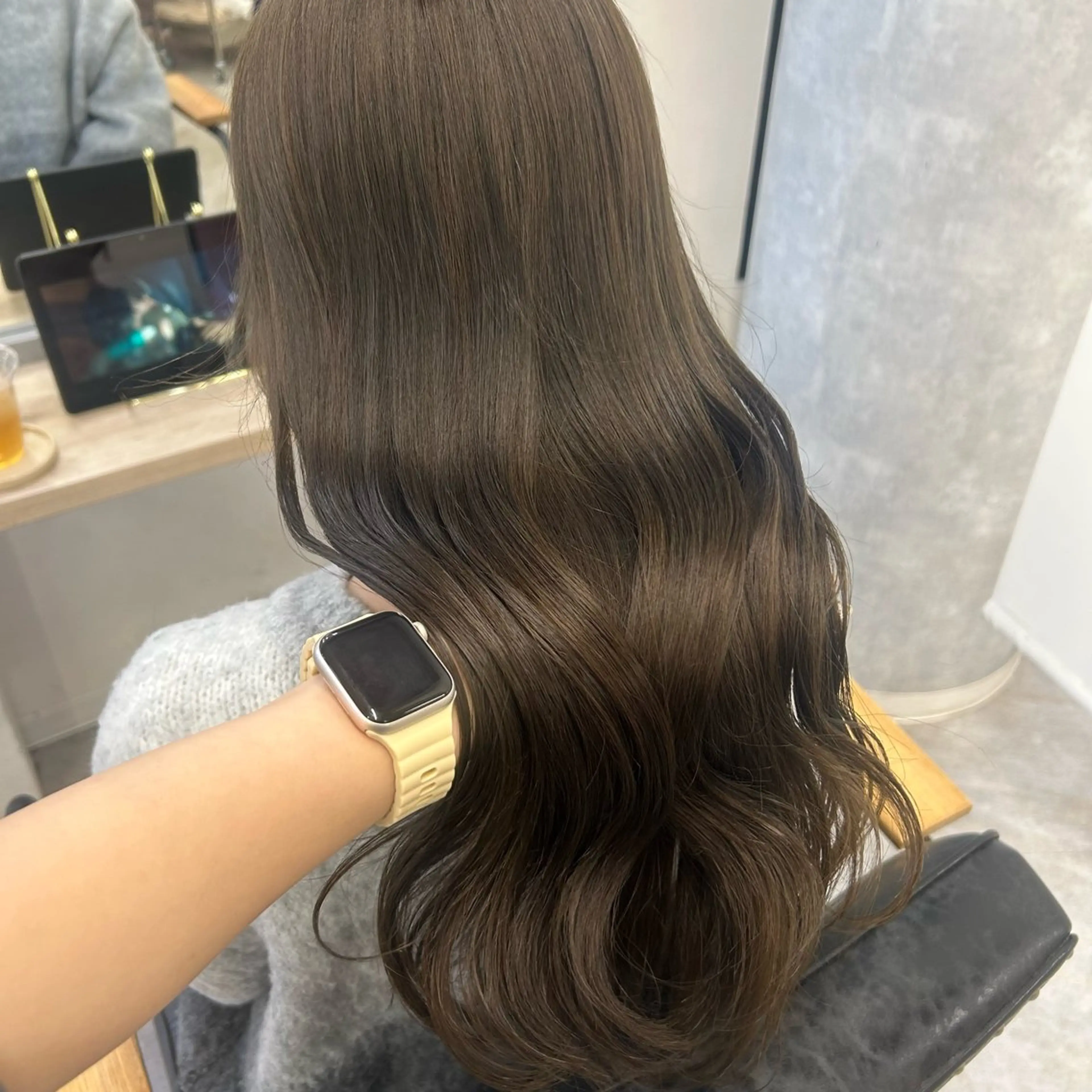 ロング カラー カット ヘアカラー トリートメント otoha✳︎ くすみカラーのヘアスタイル
