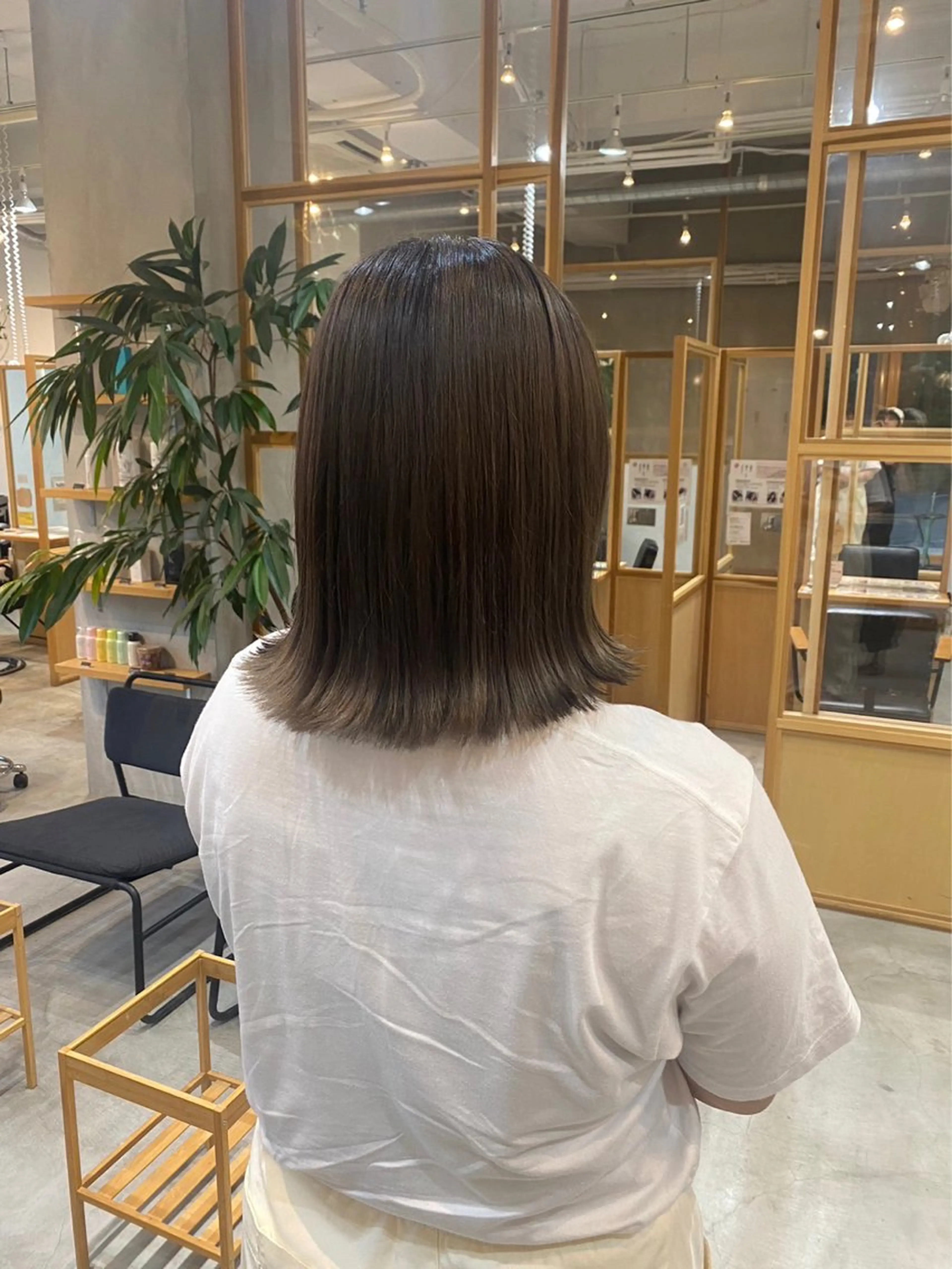 ミディアム 🐰FERIA 北千里 🐰のヘアスタイル