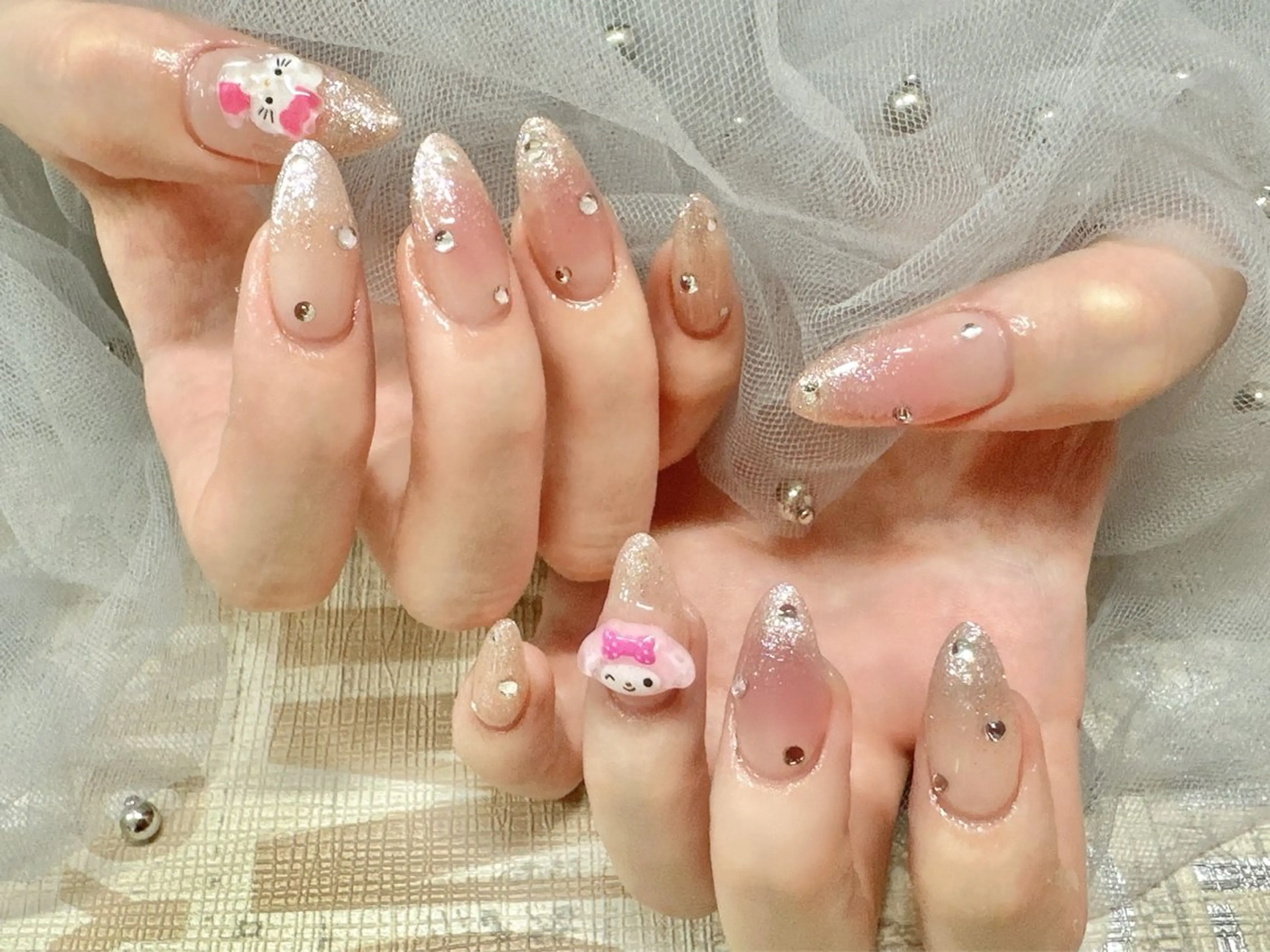 ネイル Luna K.のネイルデザイン