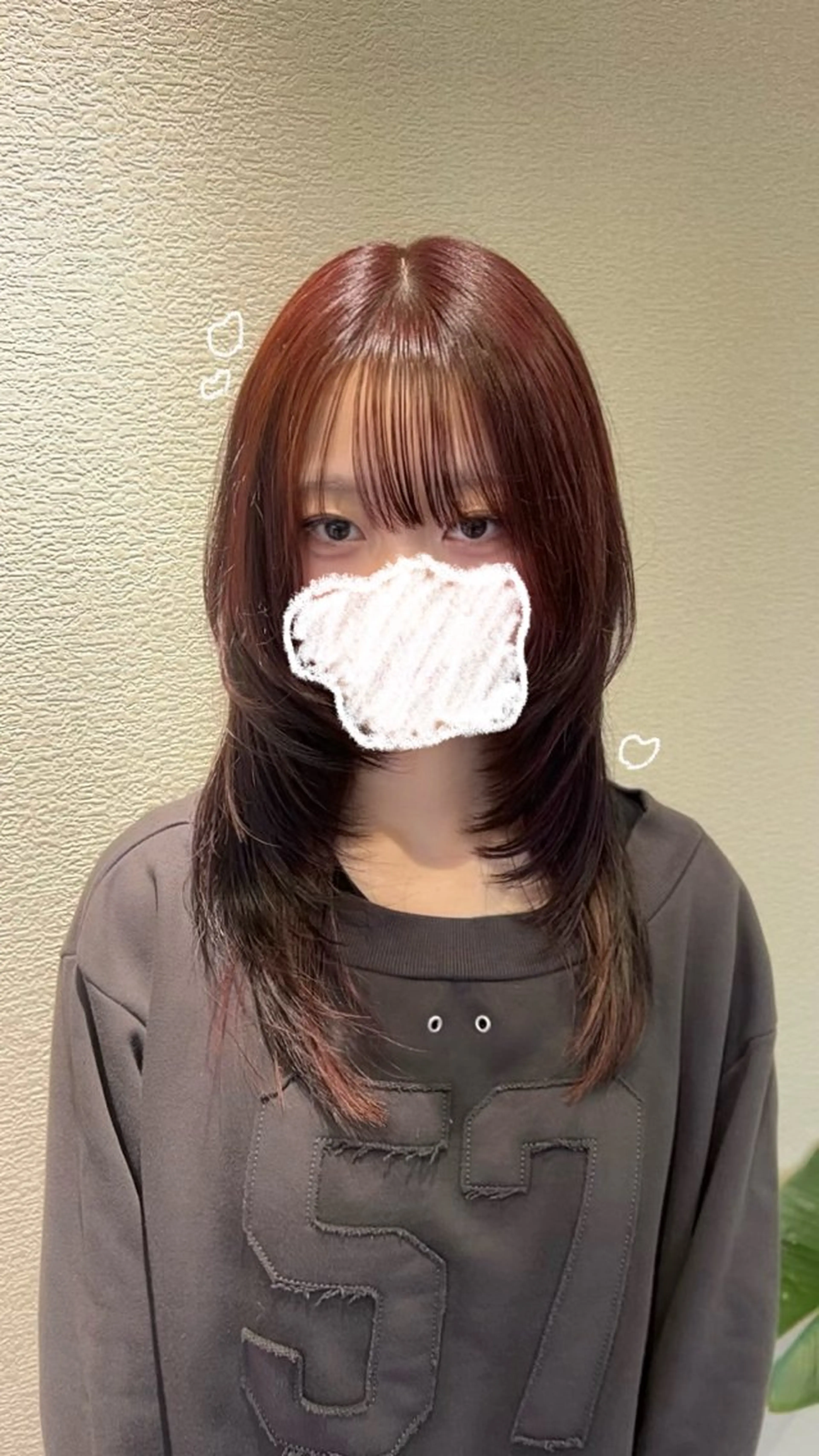 ロング 小野 眞白のヘアスタイル