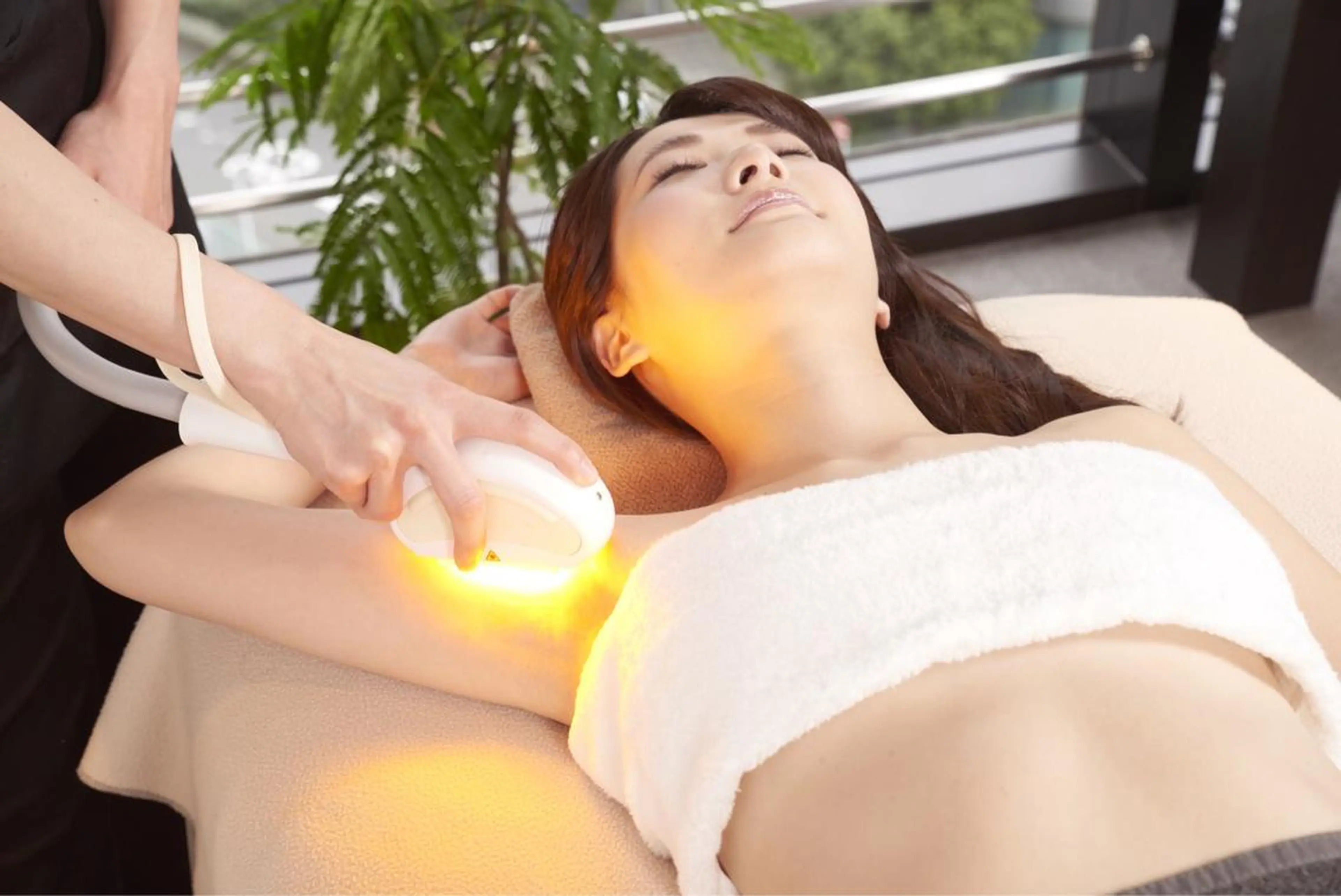 石丸 洋子のヘアスタイル