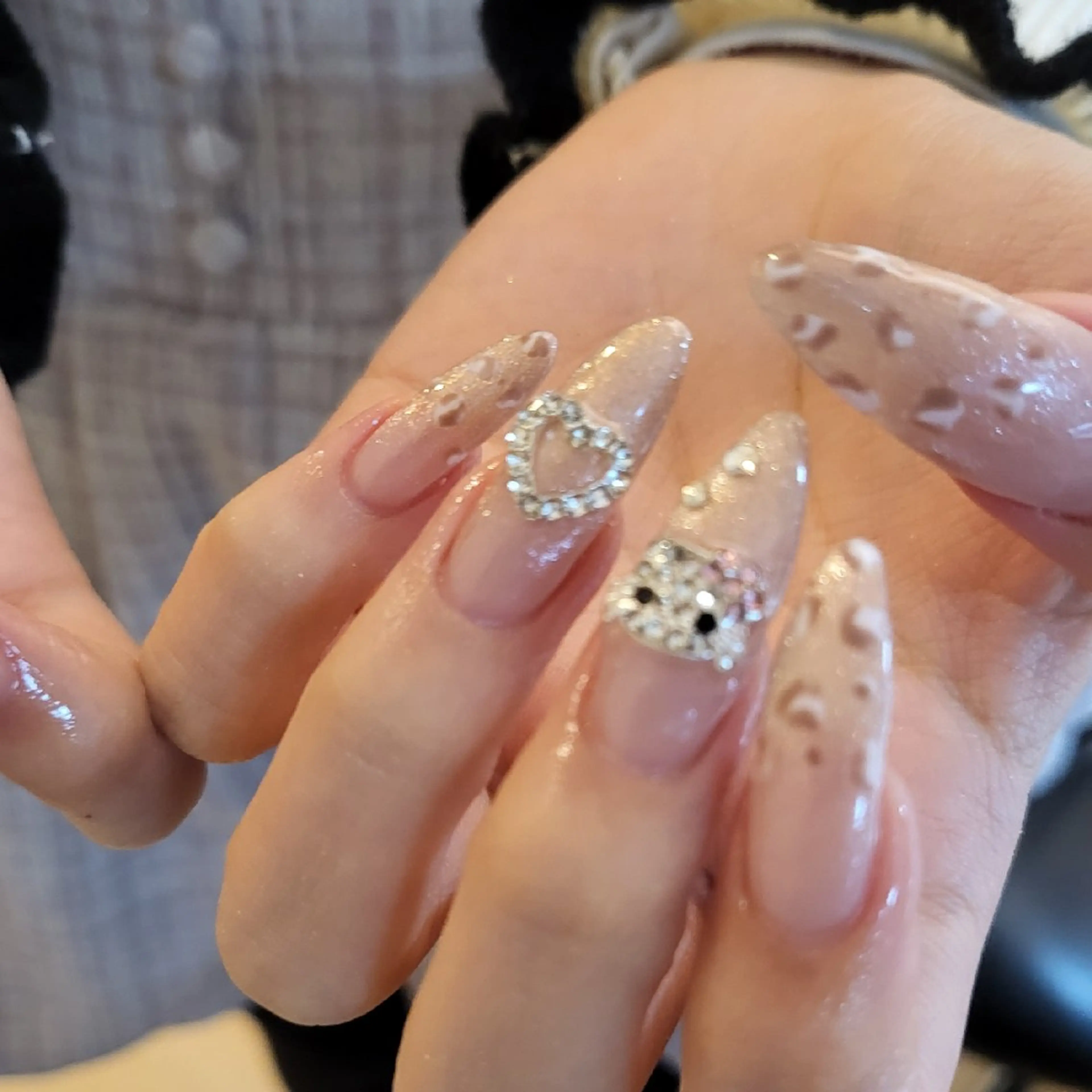 ネイル ハンドネイル フットネイル ハンドケア ChouChou  NAILSALONのネイルデザイン