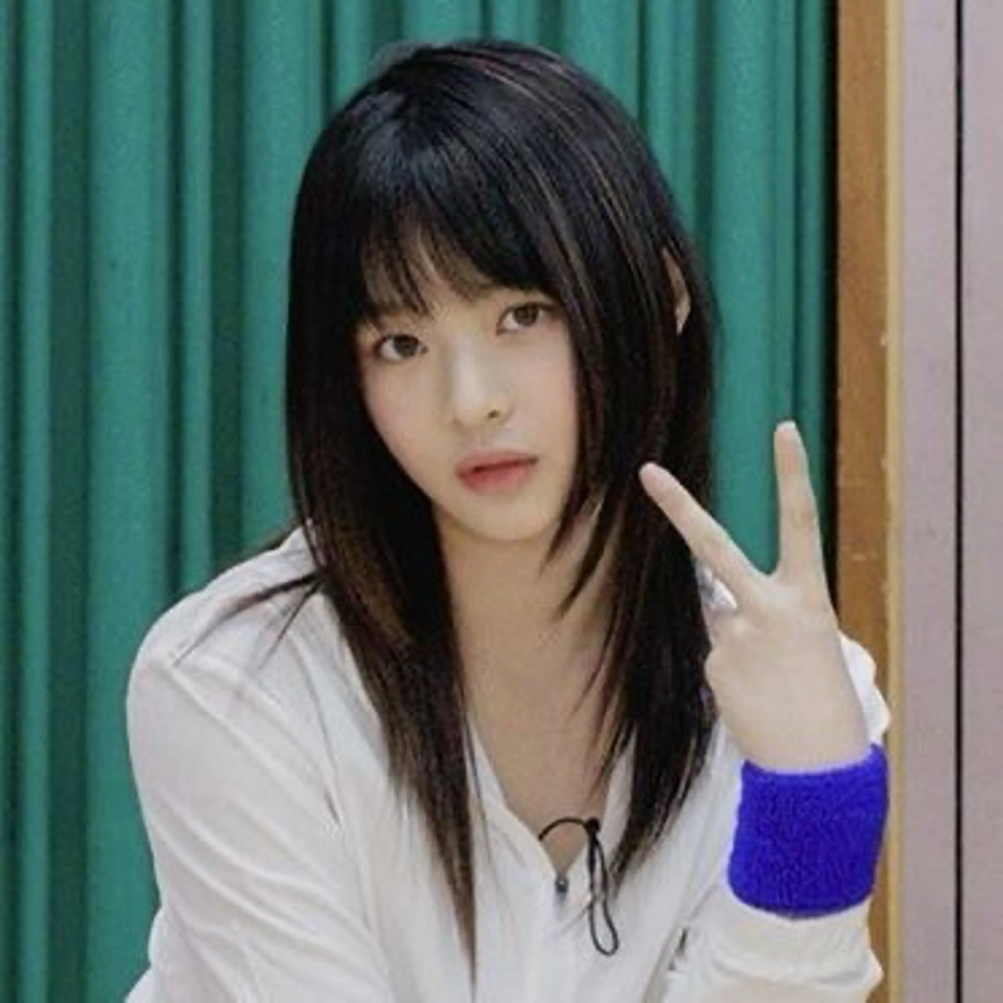 セミロング カラー fifth 庄子愛彩のヘアスタイル