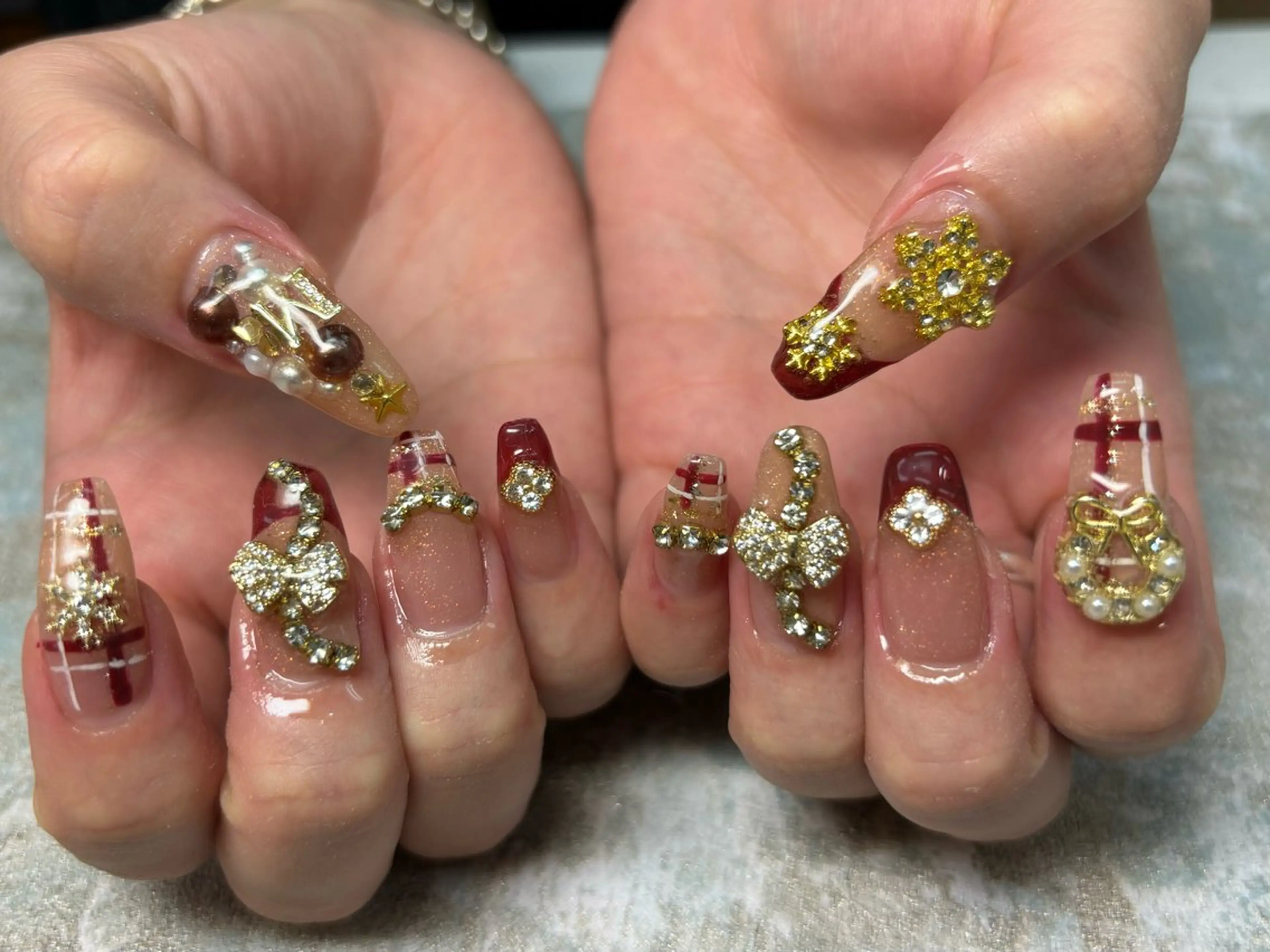 ネイル Queennail 北堀江megumiのネイルデザイン