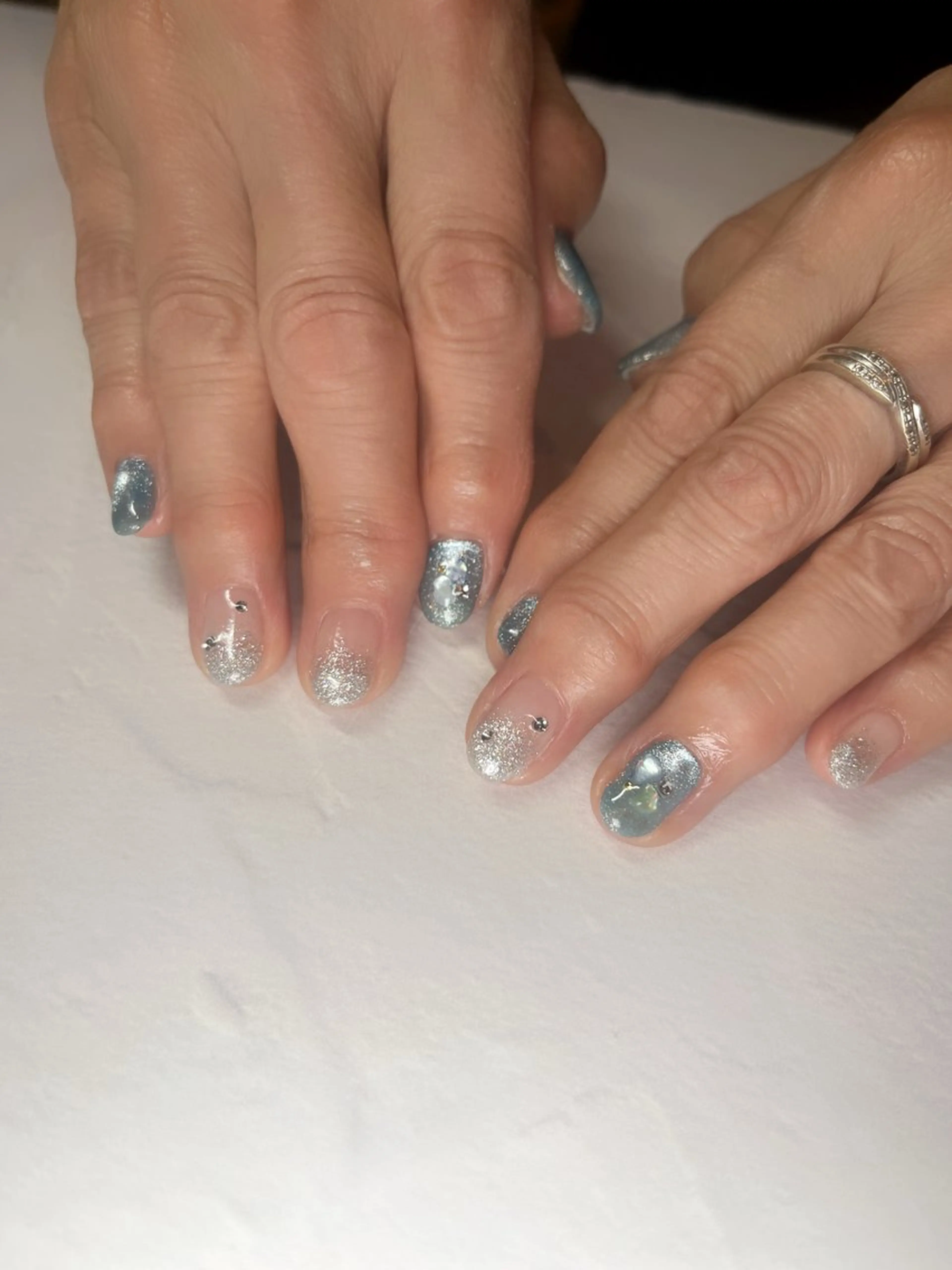 ネイル li___nail 31のネイルデザイン