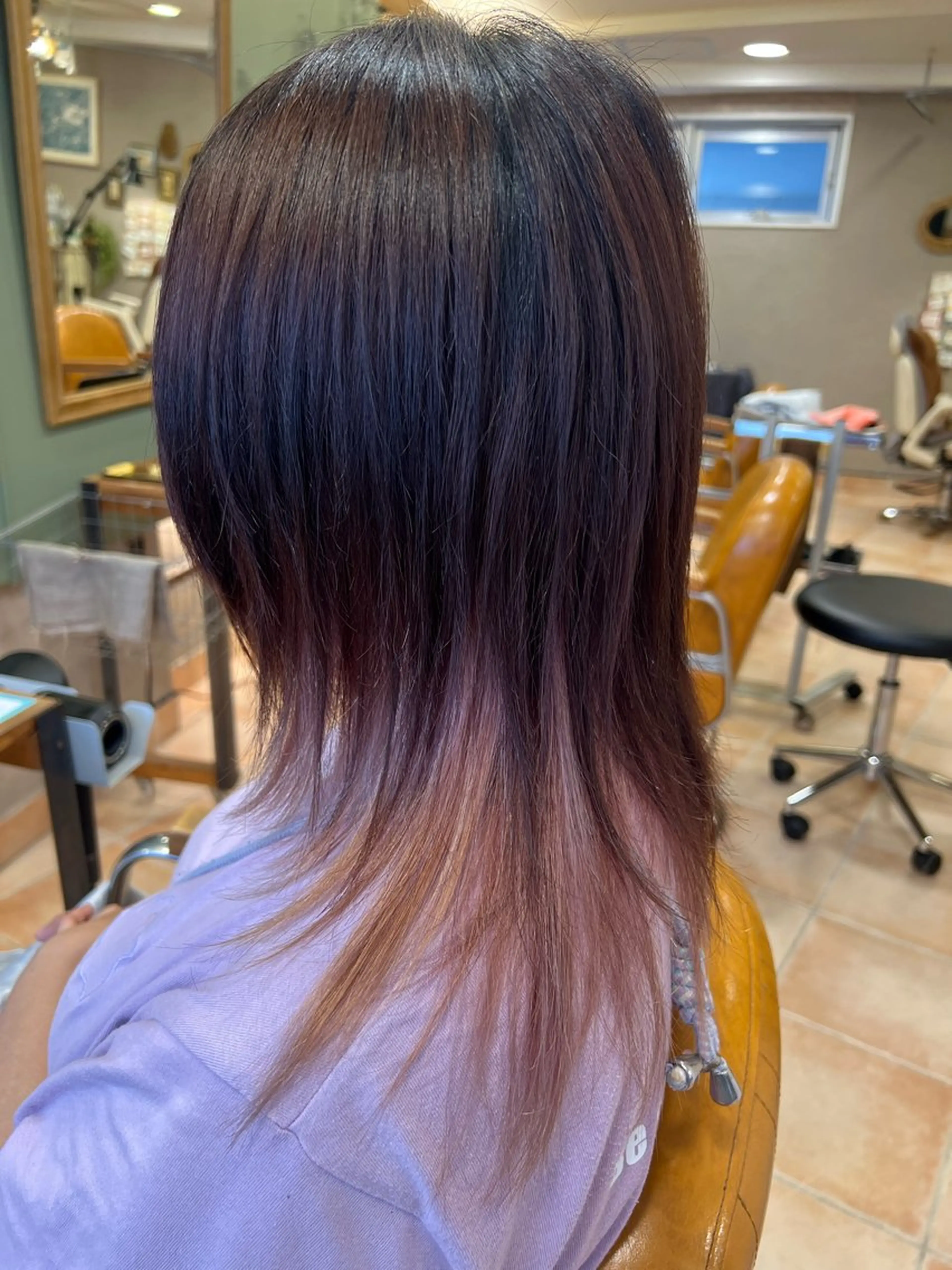 ミディアム クロサワ ヨーコのヘアスタイル