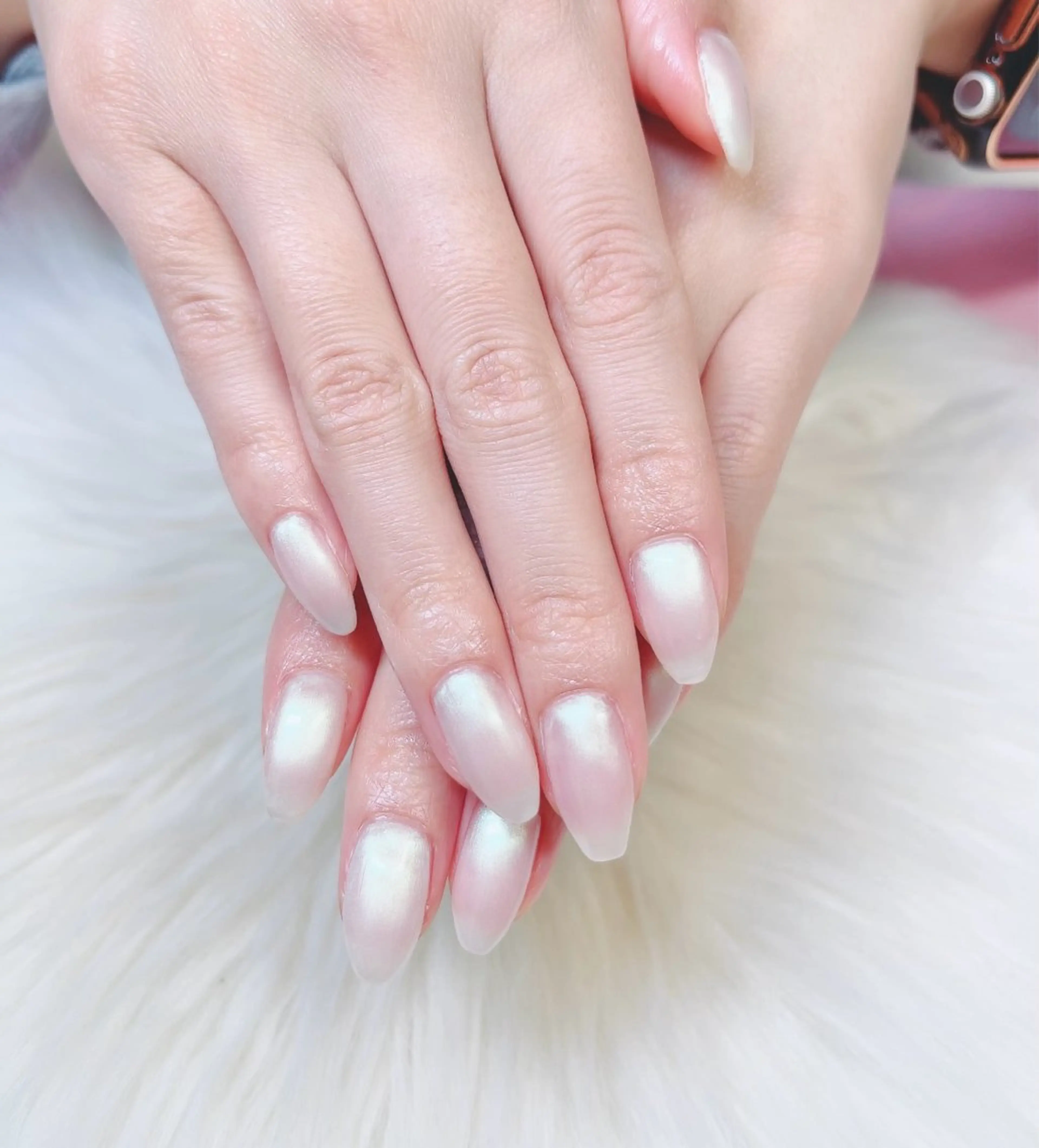 ネイル 韓国ネイル ミラーネイル ワンカラーネイル ホワイト Riry.＊° nailのネイルデザイン