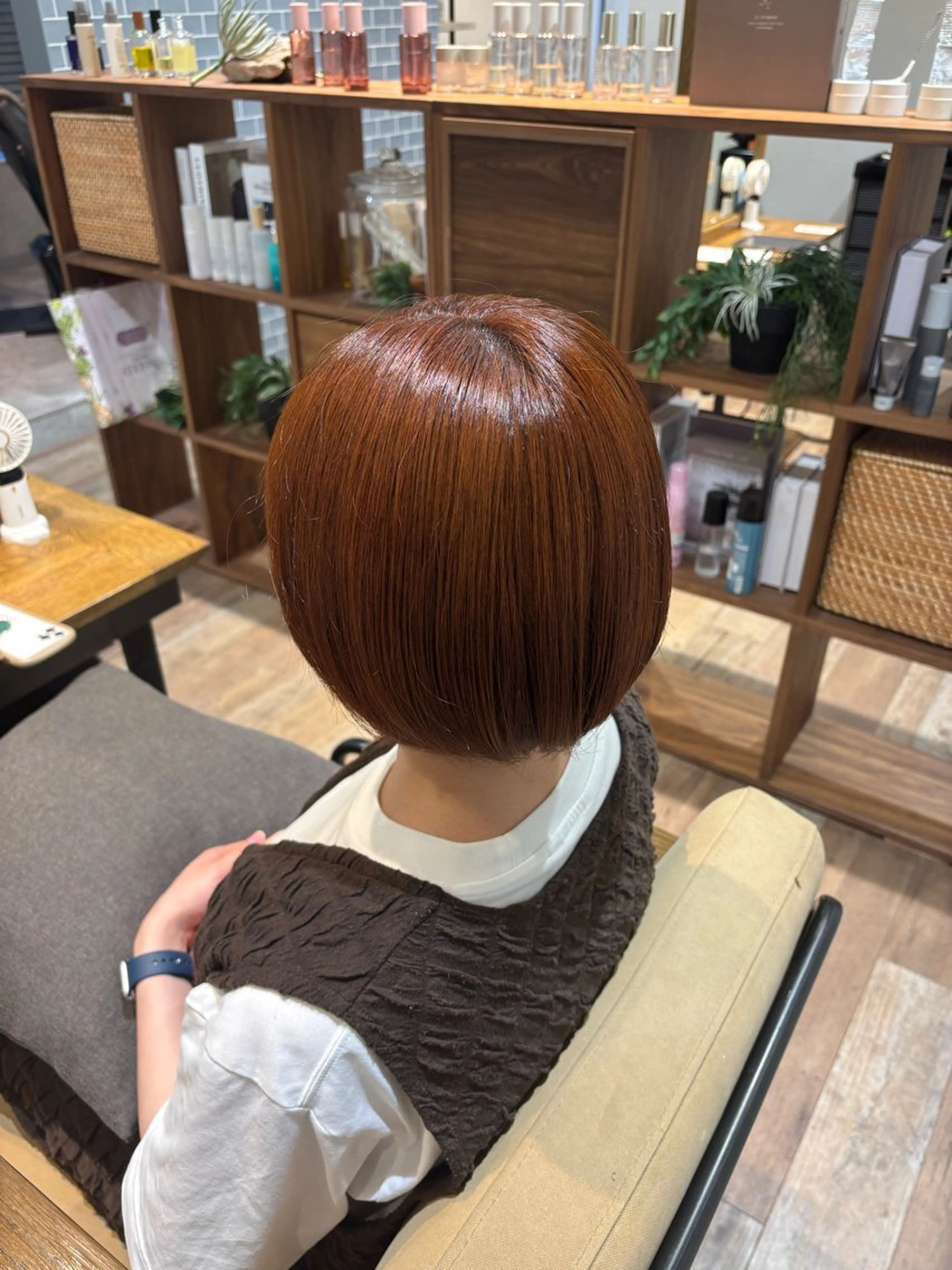 カラー ブラウンカラー オレンジ オレンジブラウン 澤入 鈴のヘアスタイル