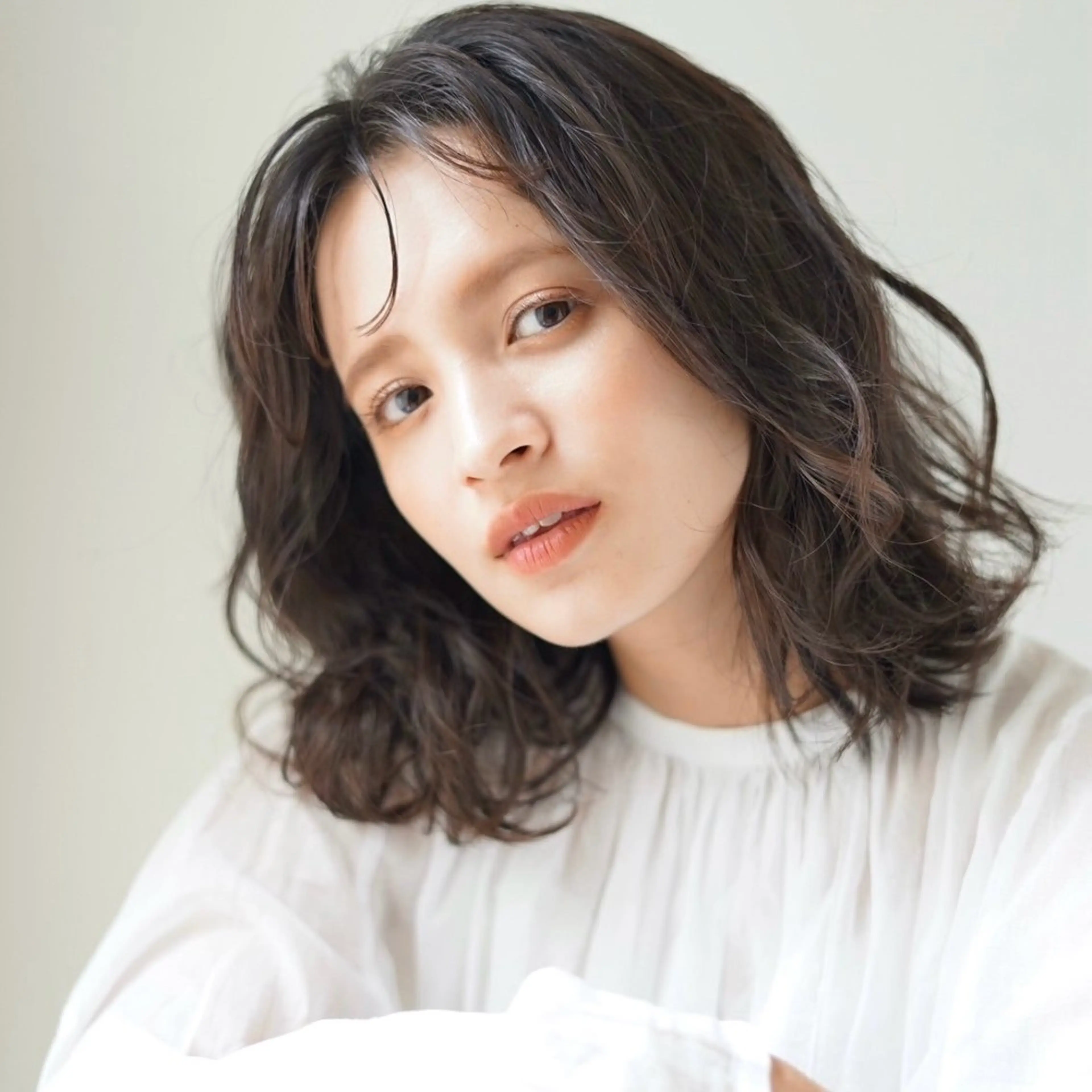 【ご来店3回目以降のお客様へ】🌷カット🌷+💐パーマ💐＋ケアトリートメントの写真