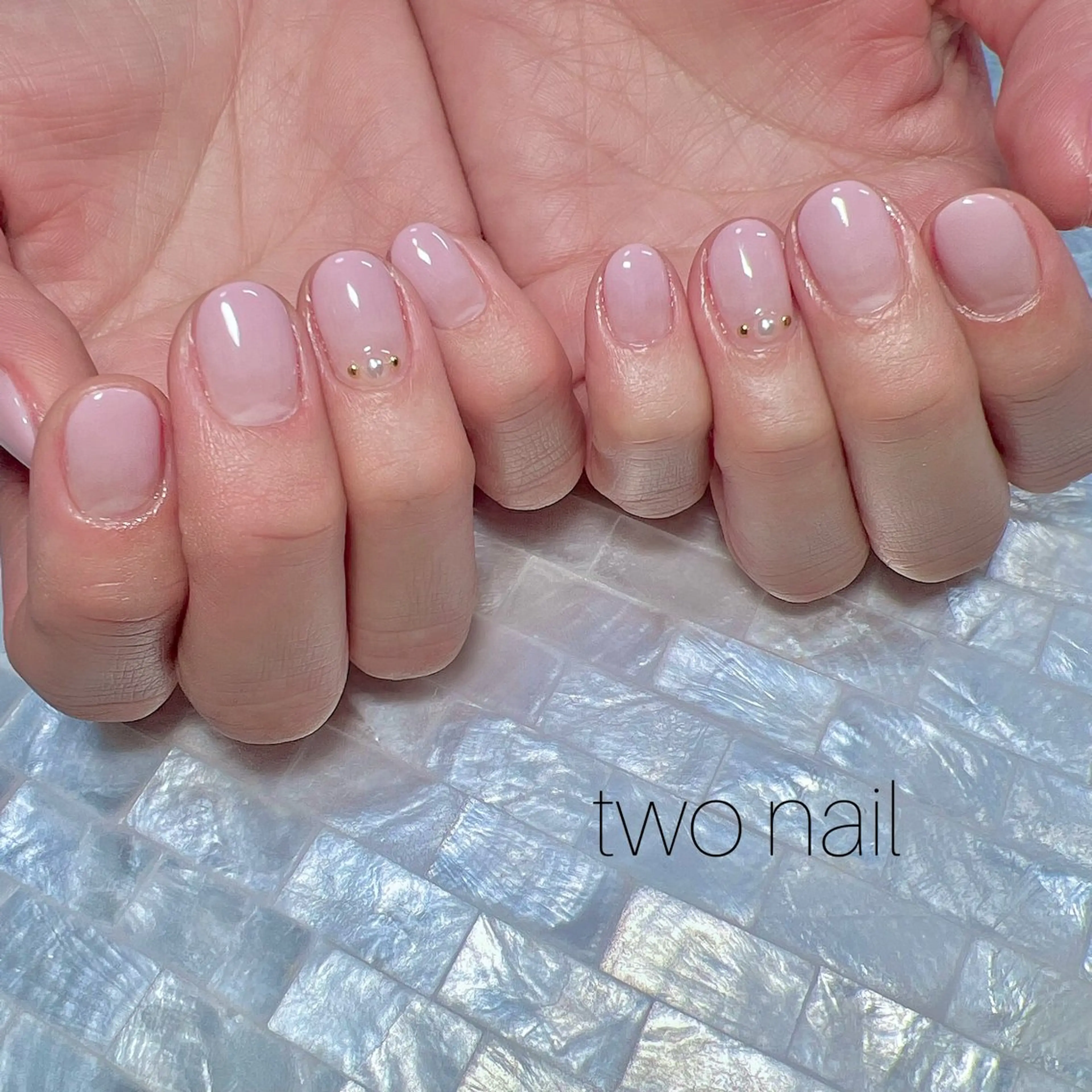 ネイル ネイルチップ ホワイト ハンドネイル two nailのネイルデザイン