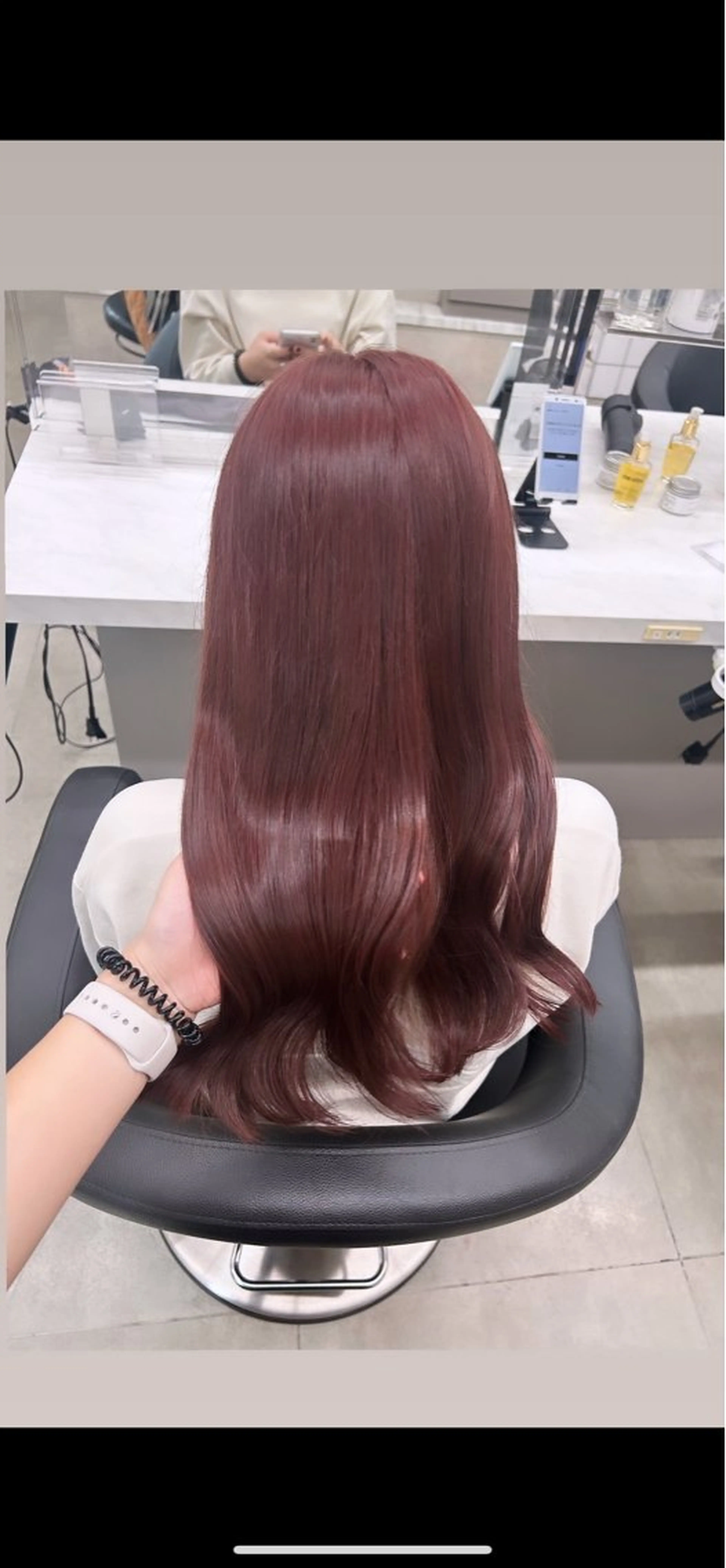 カラー ヘアカラー トリートメント 透明感ベージュ🤎 ナチュラルレイヤーのヘアスタイル