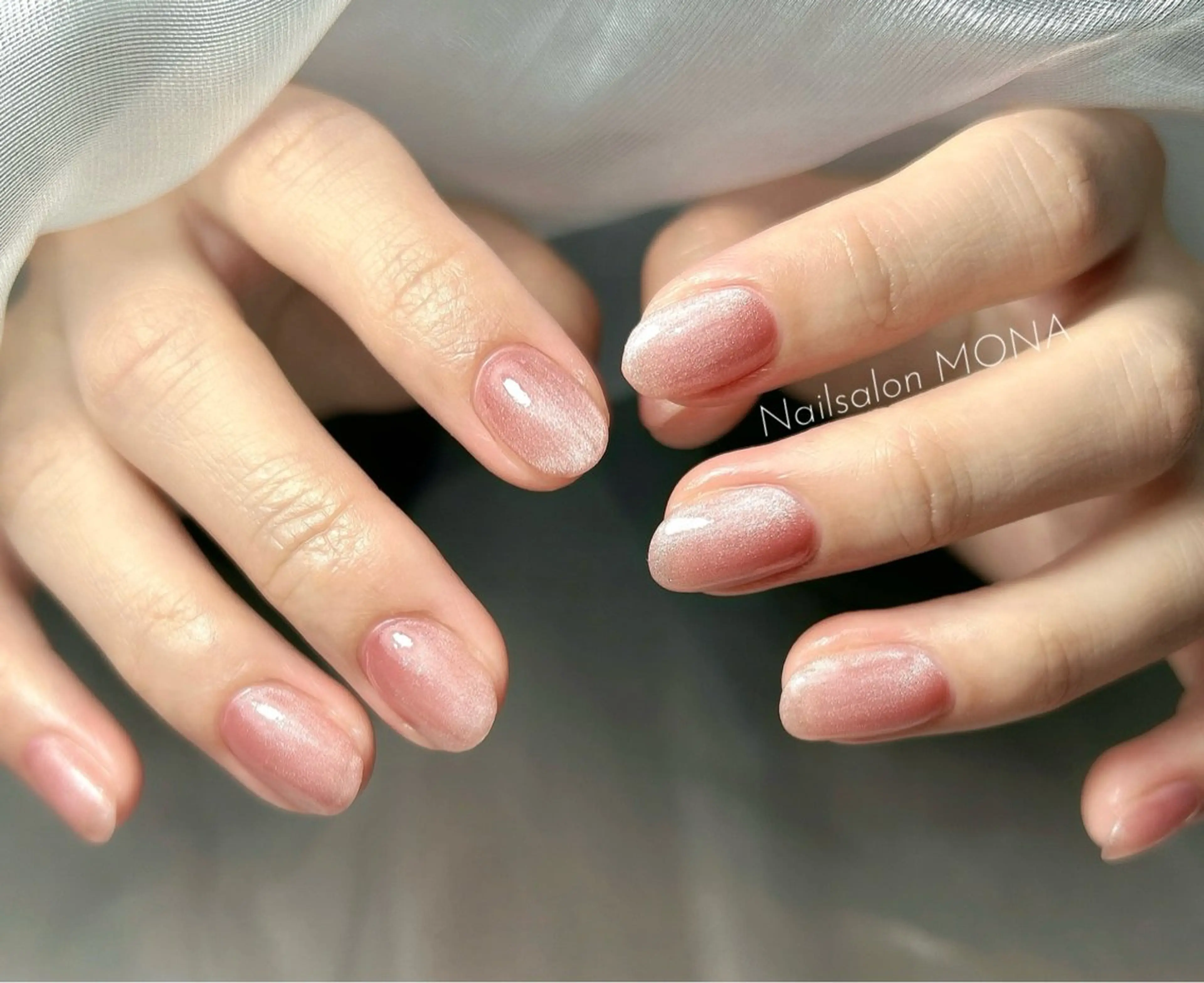 ネイル マグネットネイル オフィスネイル ピンク ハンドネイル Nailsalon MONA.のネイルデザイン