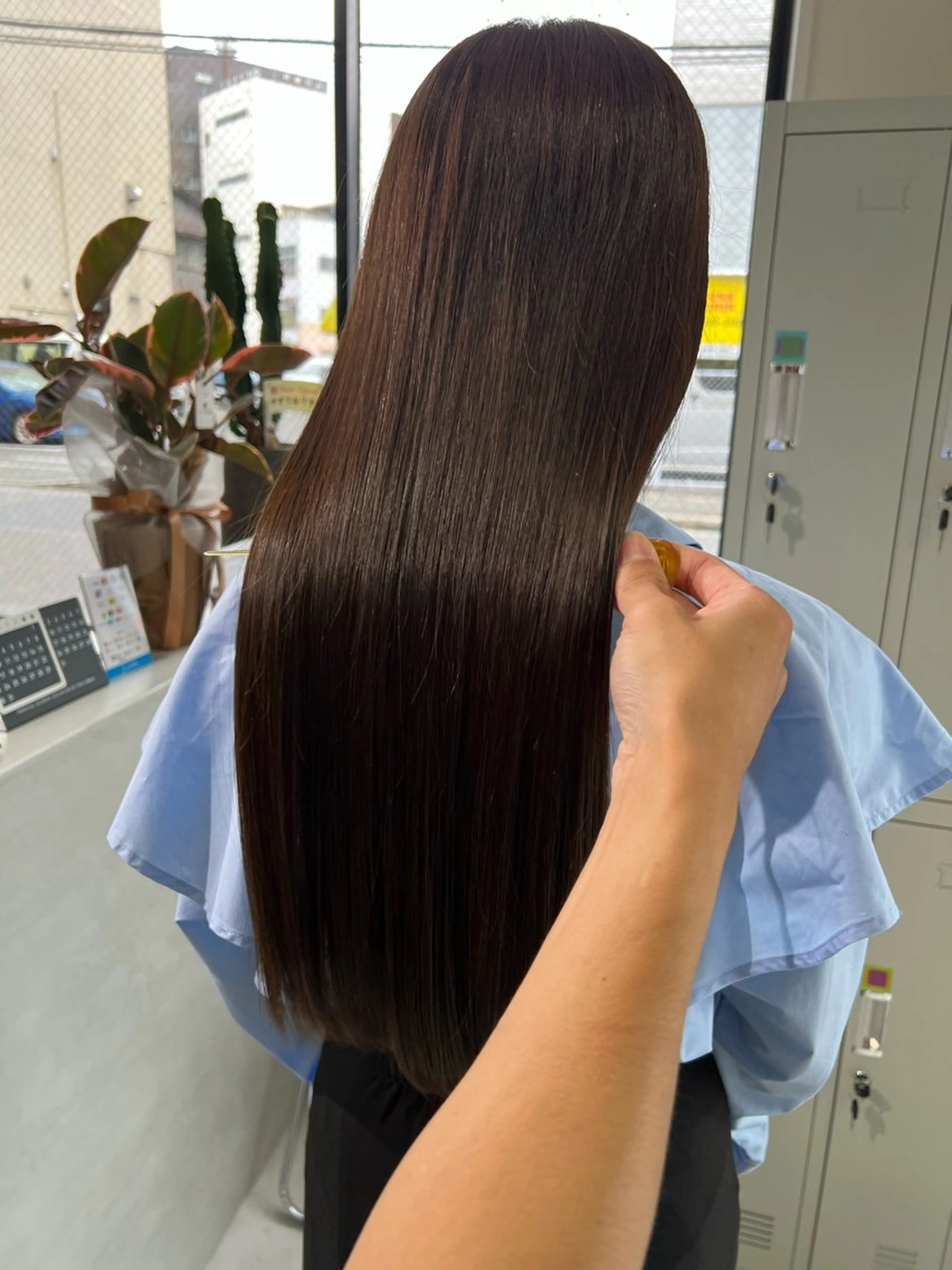 ロング カラー 髪質改善 縮毛矯正 トリートメント (h)wim ウィムのヘアスタイル