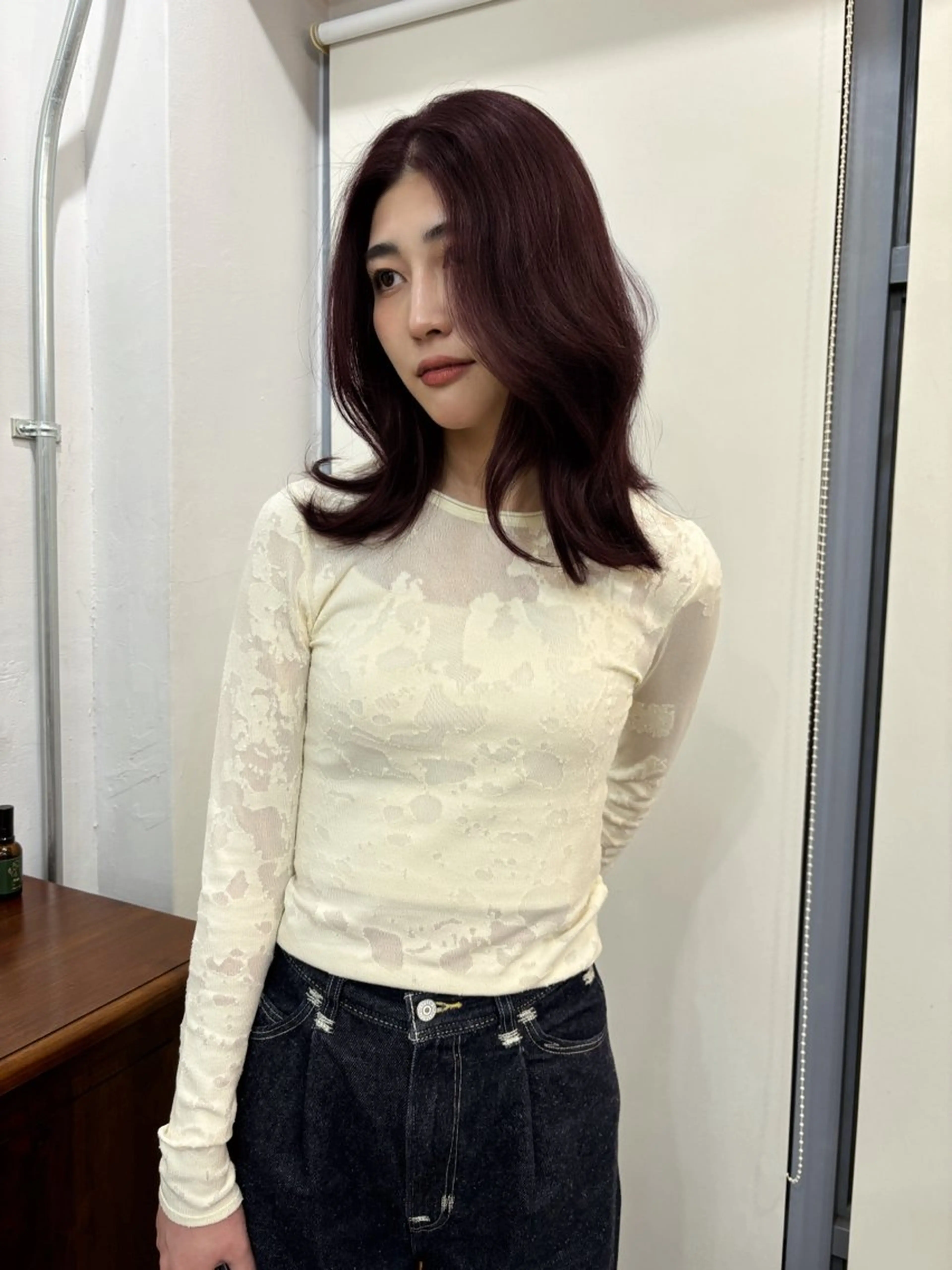 セミロング カラー 蛭町 遥香のヘアスタイル