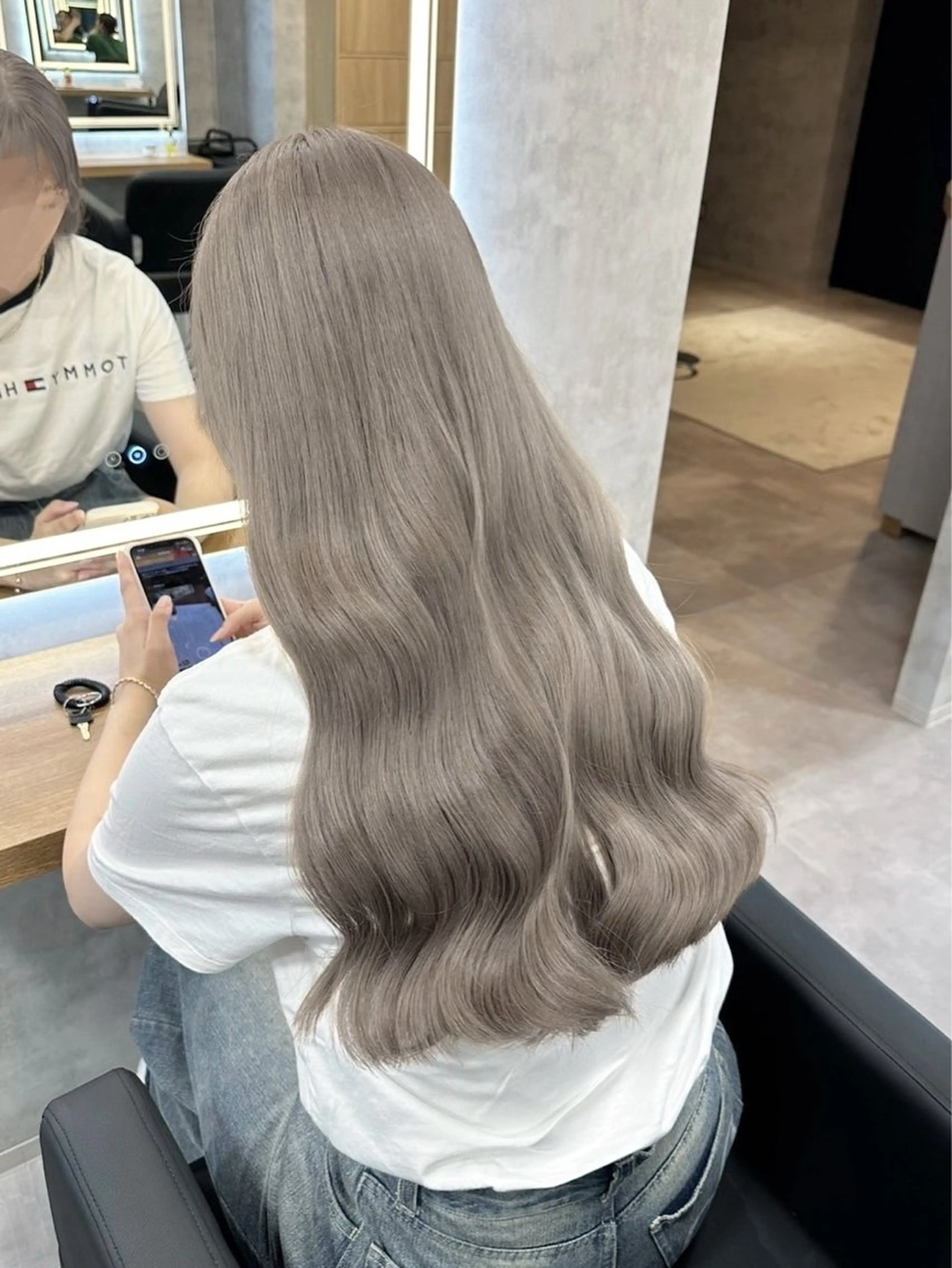 ロング カラー パーマ ヘアアレンジ カット ヘアカラー トリートメント ヘッドスパ 透明感ブリーチカラー 🌈TOMOHIROのヘアスタイル