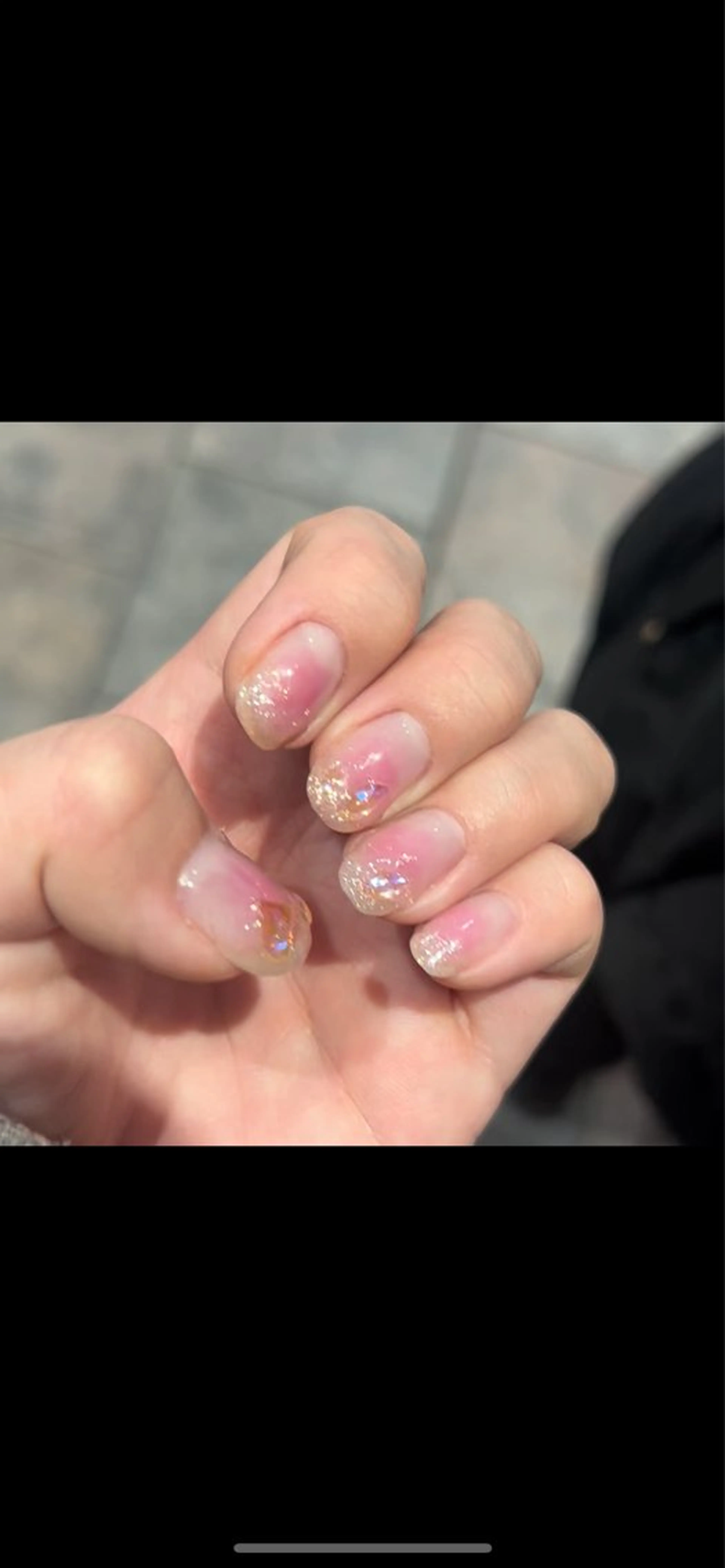 ネイル チークネイル キラキラネイル ラメ(グリッター) ワンカラーネイル ストーンネイル nailmum jijiのネイルデザイン