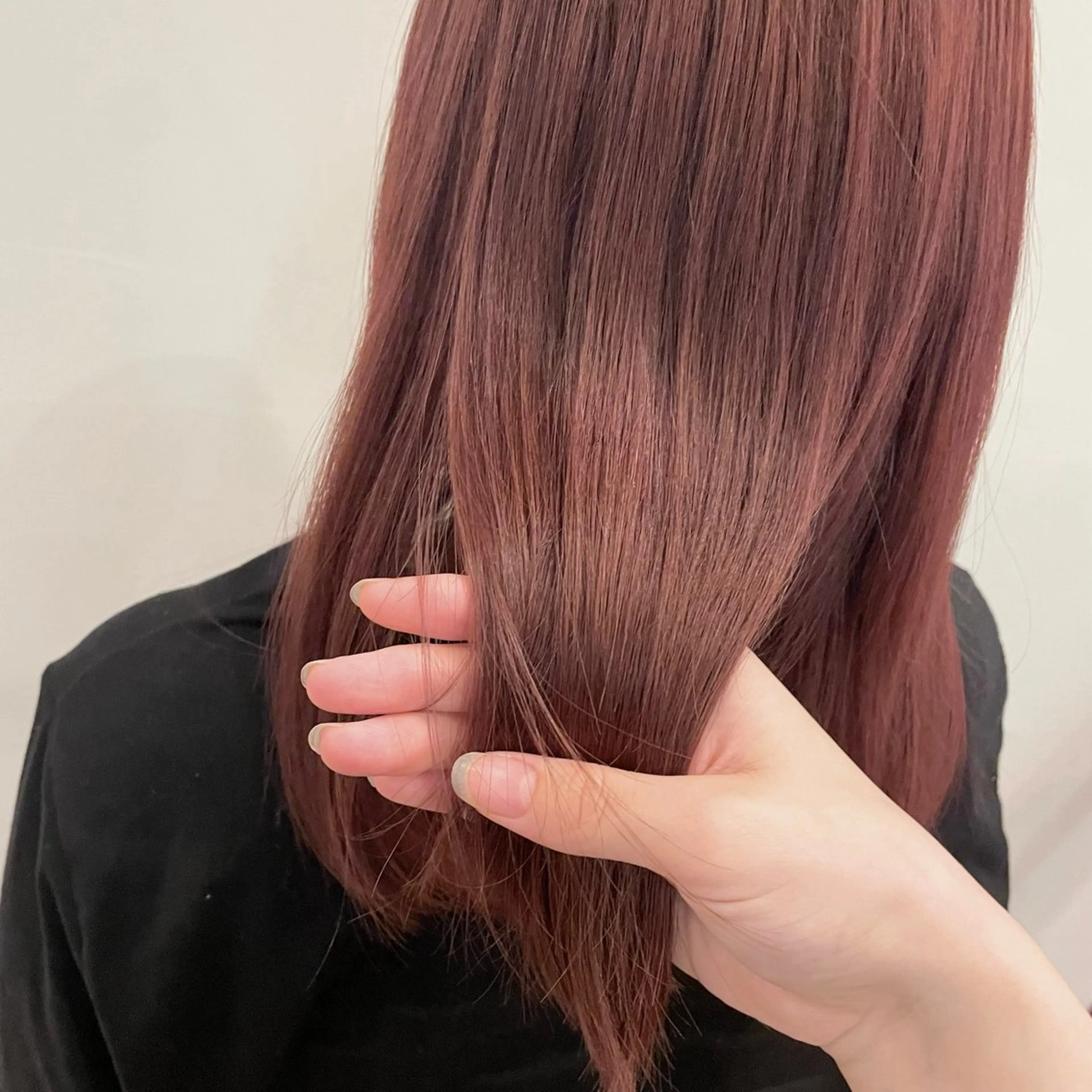 ミディアム スダ ユキナ 髪質改善水素カラーのヘアスタイル