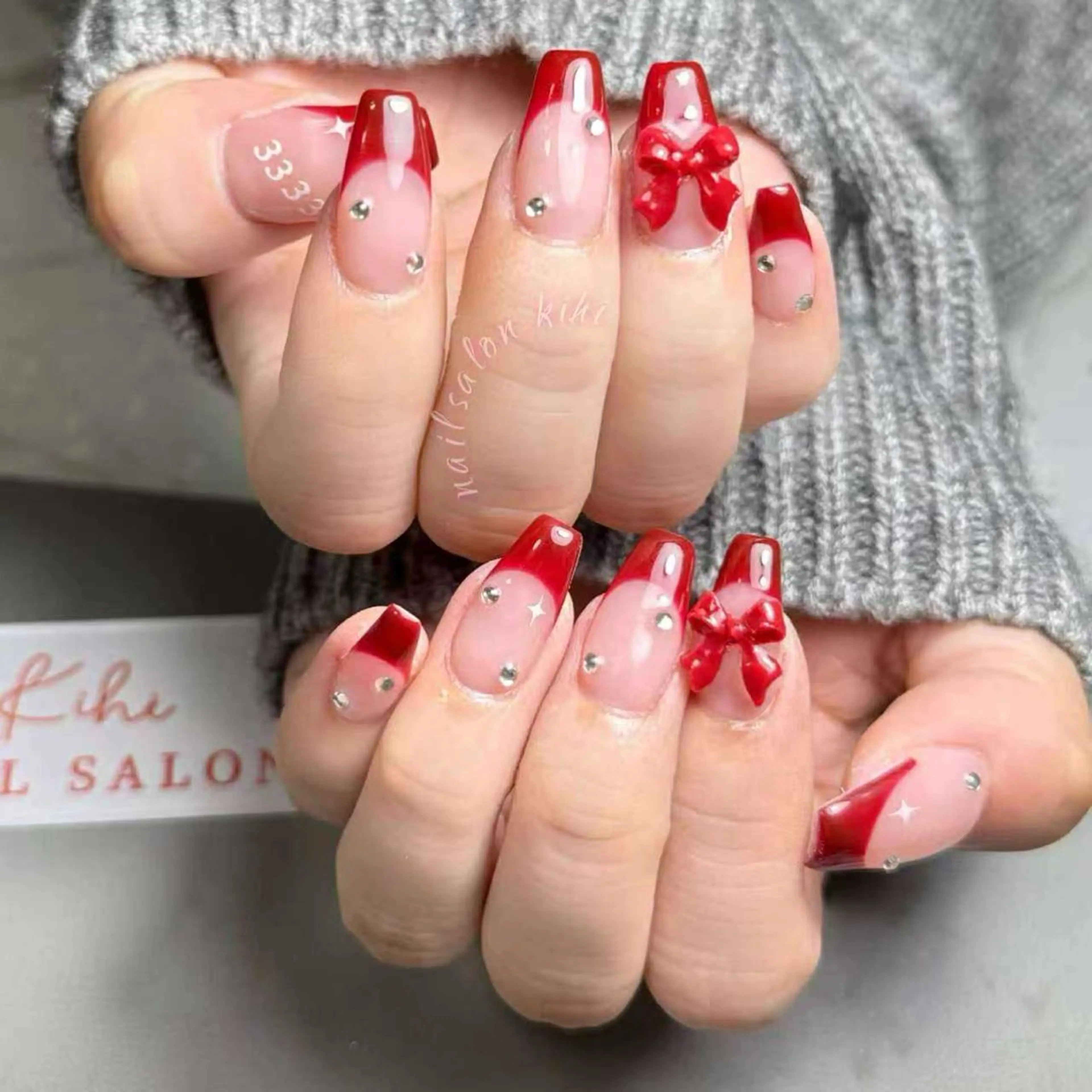 ネイル アートネイル フレンチネイル ジェルネイル グラデーション 韓国ネイル ハンドネイル 💕鈴木ユリ パラジェル/オフ無料のネイルデザイン