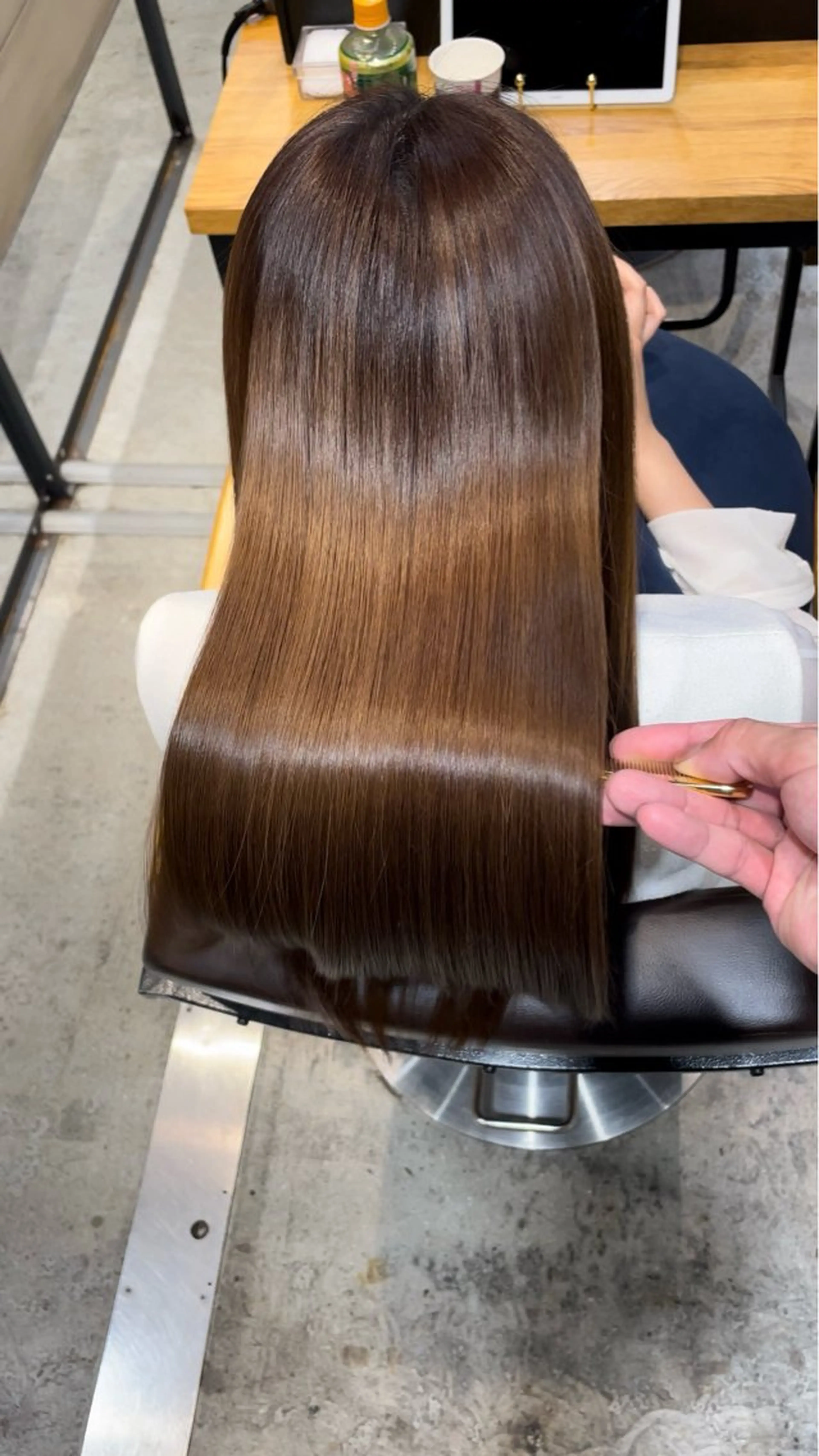 セミロング セミロングパーマ 髪質改善 縮毛矯正 トリートメント 酸性ストレート トリートメント HANARE by youres hair 神楽坂所属・神楽坂/縮毛矯正/ 髪質改善/香村優弥のヘアスタイル