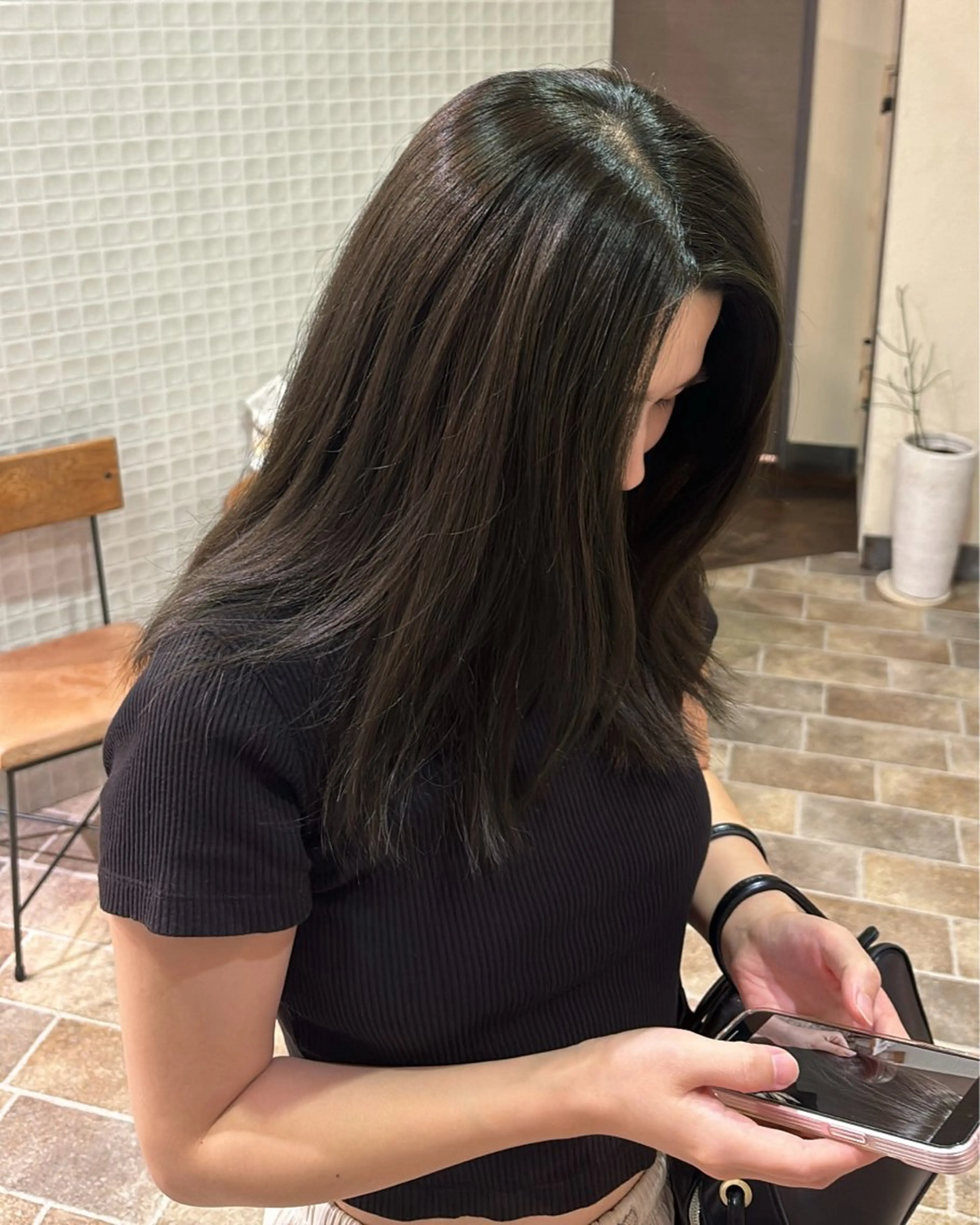 カラー 藪田 鈴のヘアスタイル