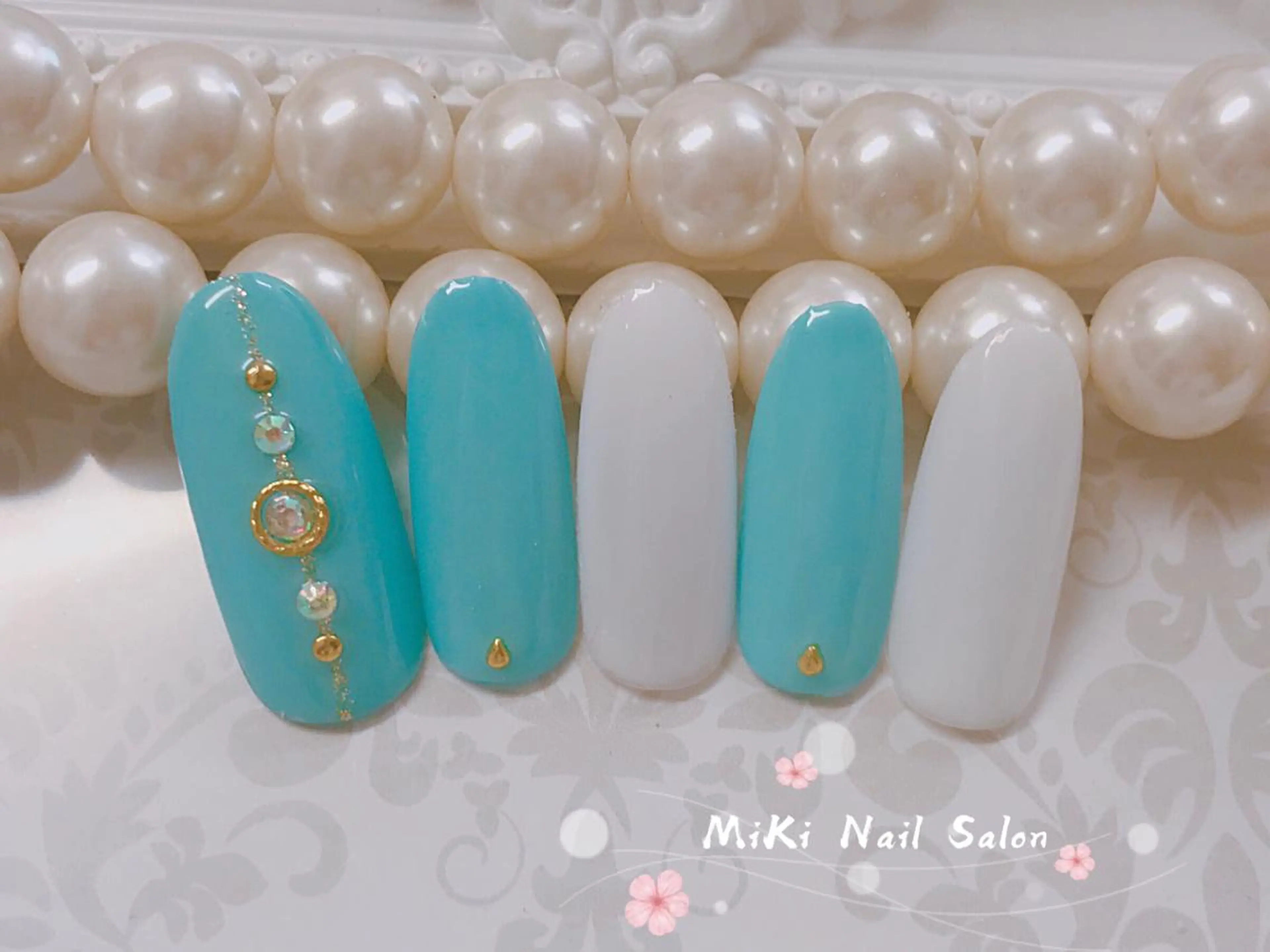 ネイル MiKi Nai池袋 長さだし得意のネイルデザイン