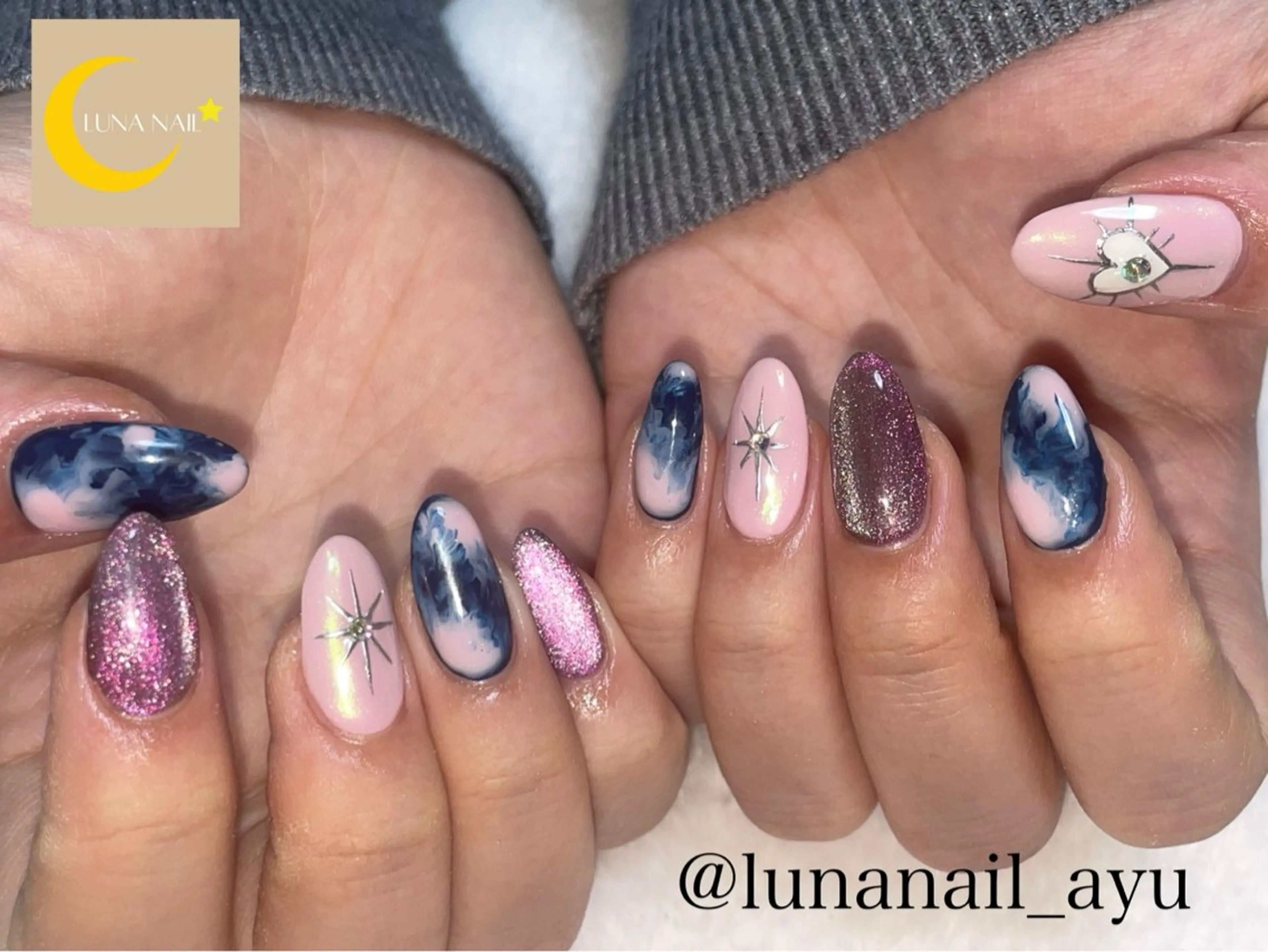ネイル アートネイル マグネットネイル ハンドネイル LUNA NAIL ayuのネイルデザイン