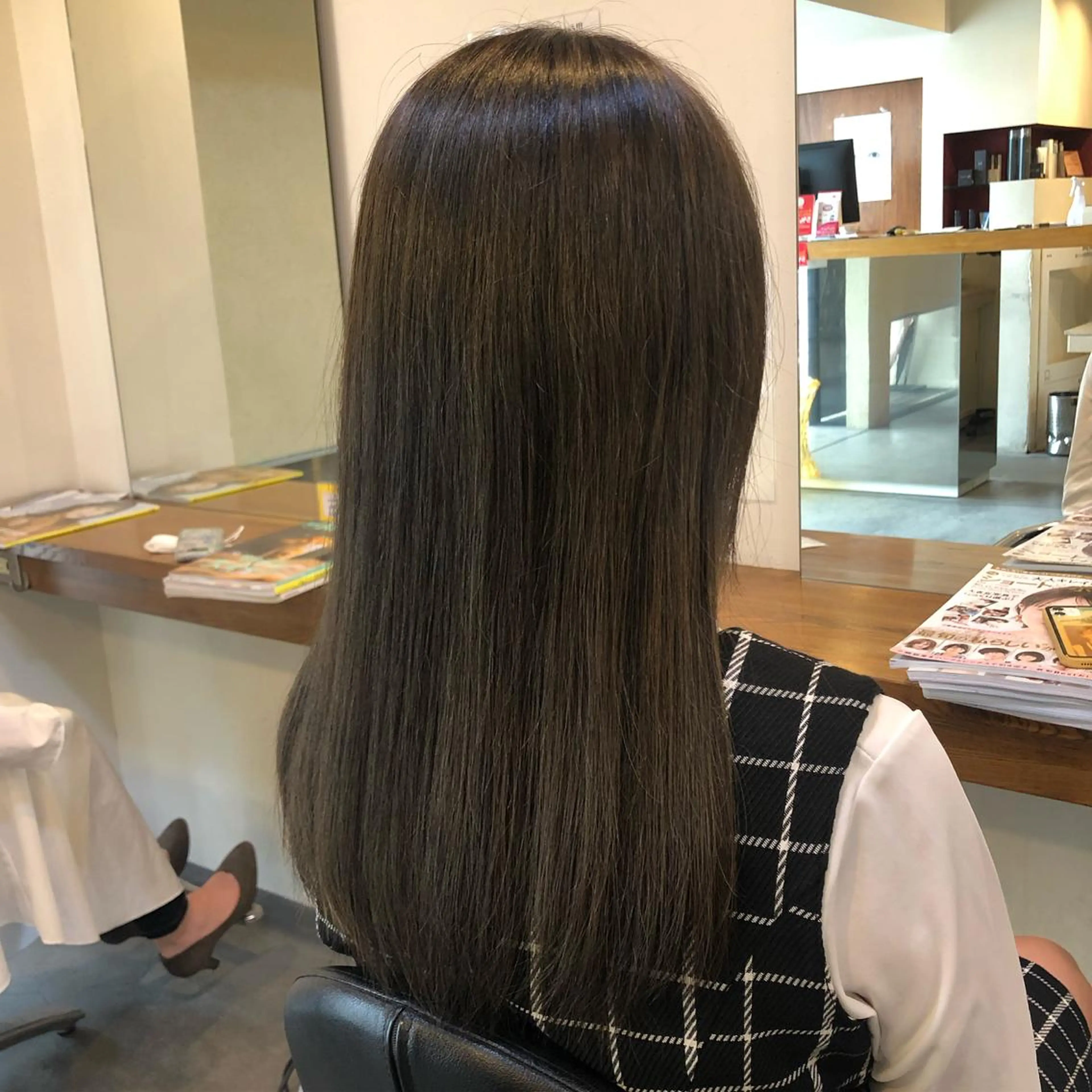 セミロング アッシュ geep Ryoyaのヘアスタイル