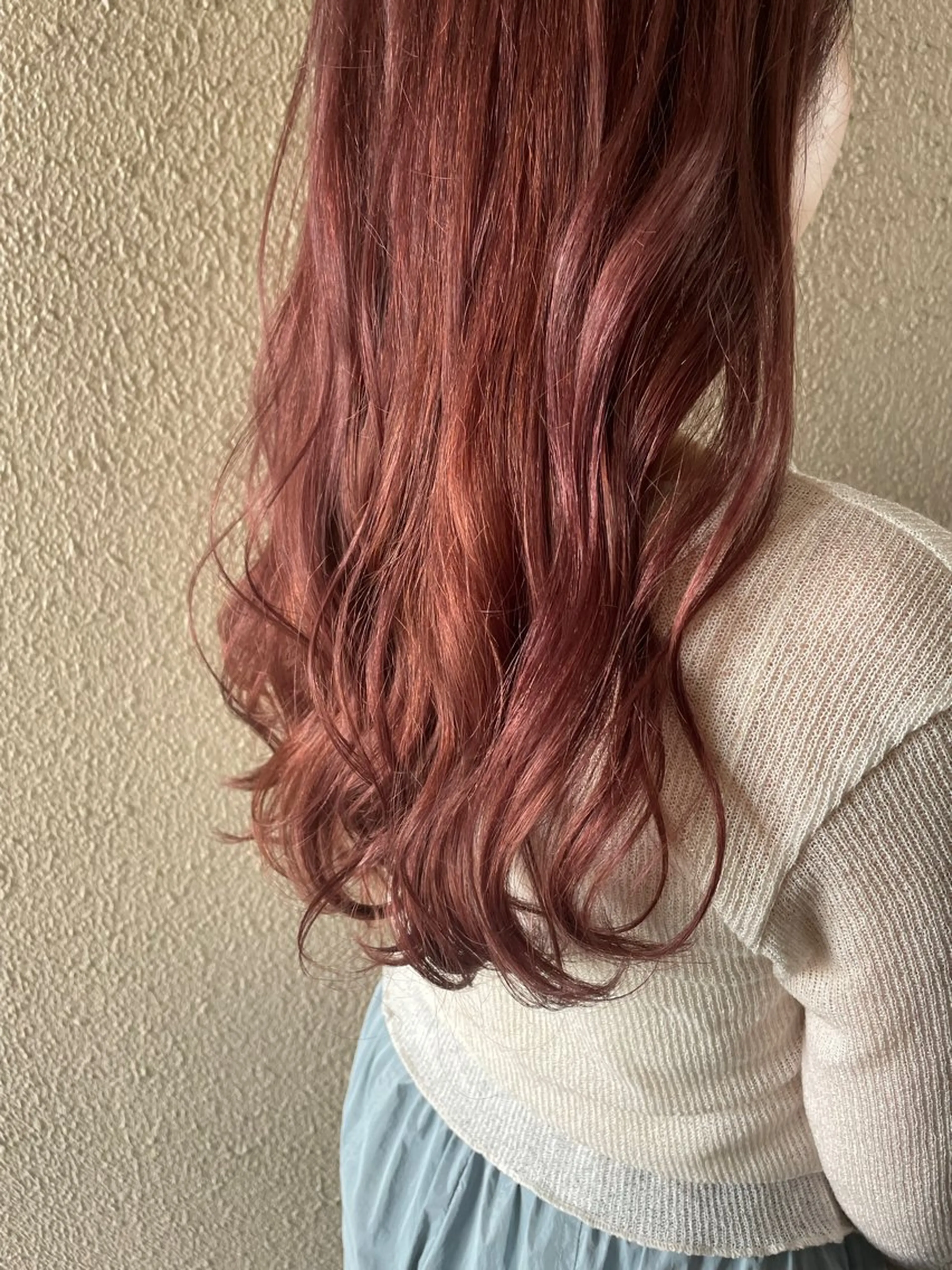 ロング サダハルカ ｜chouetteのヘアスタイル