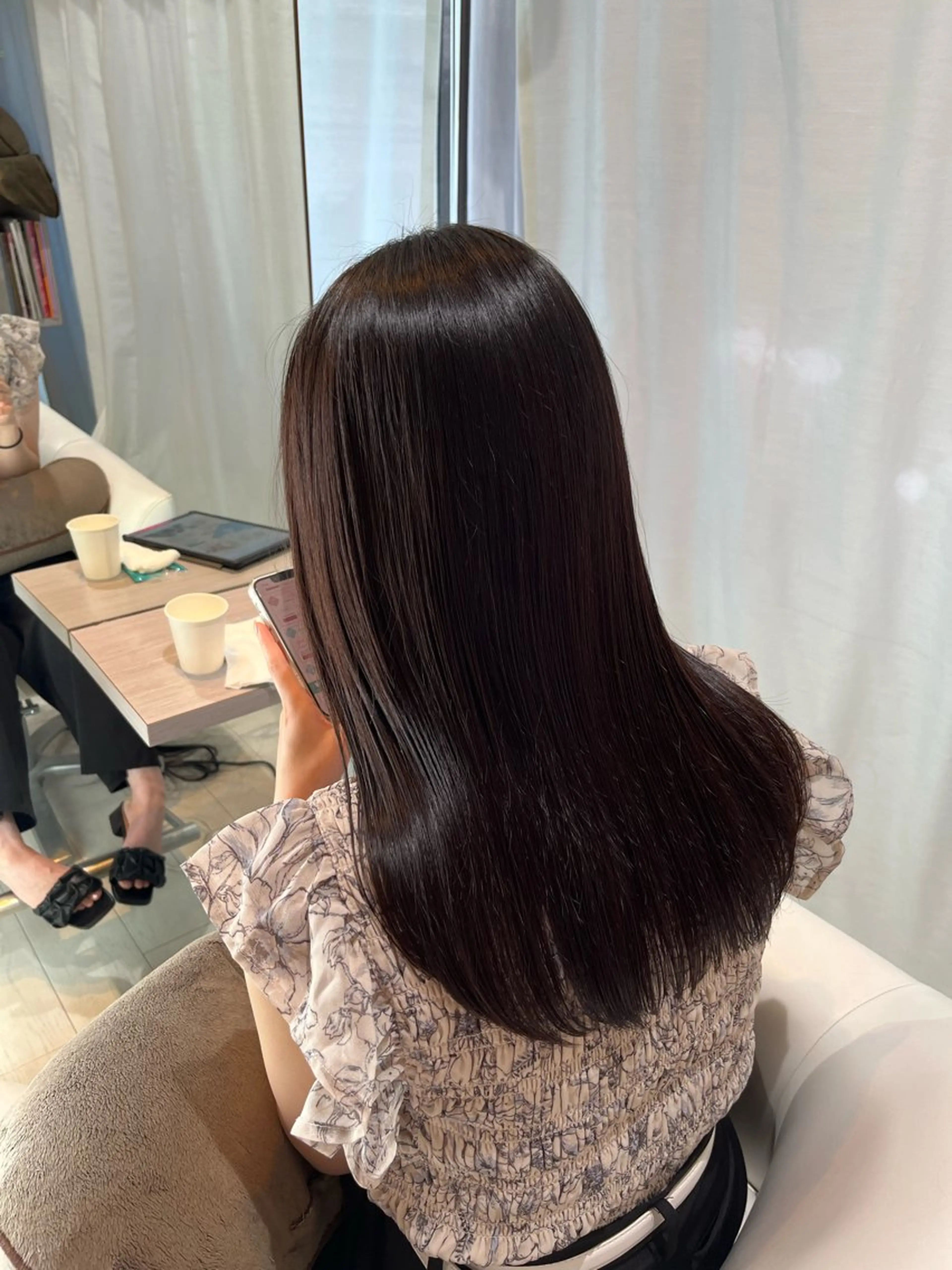 ロング 須藤 百合香のヘアスタイル