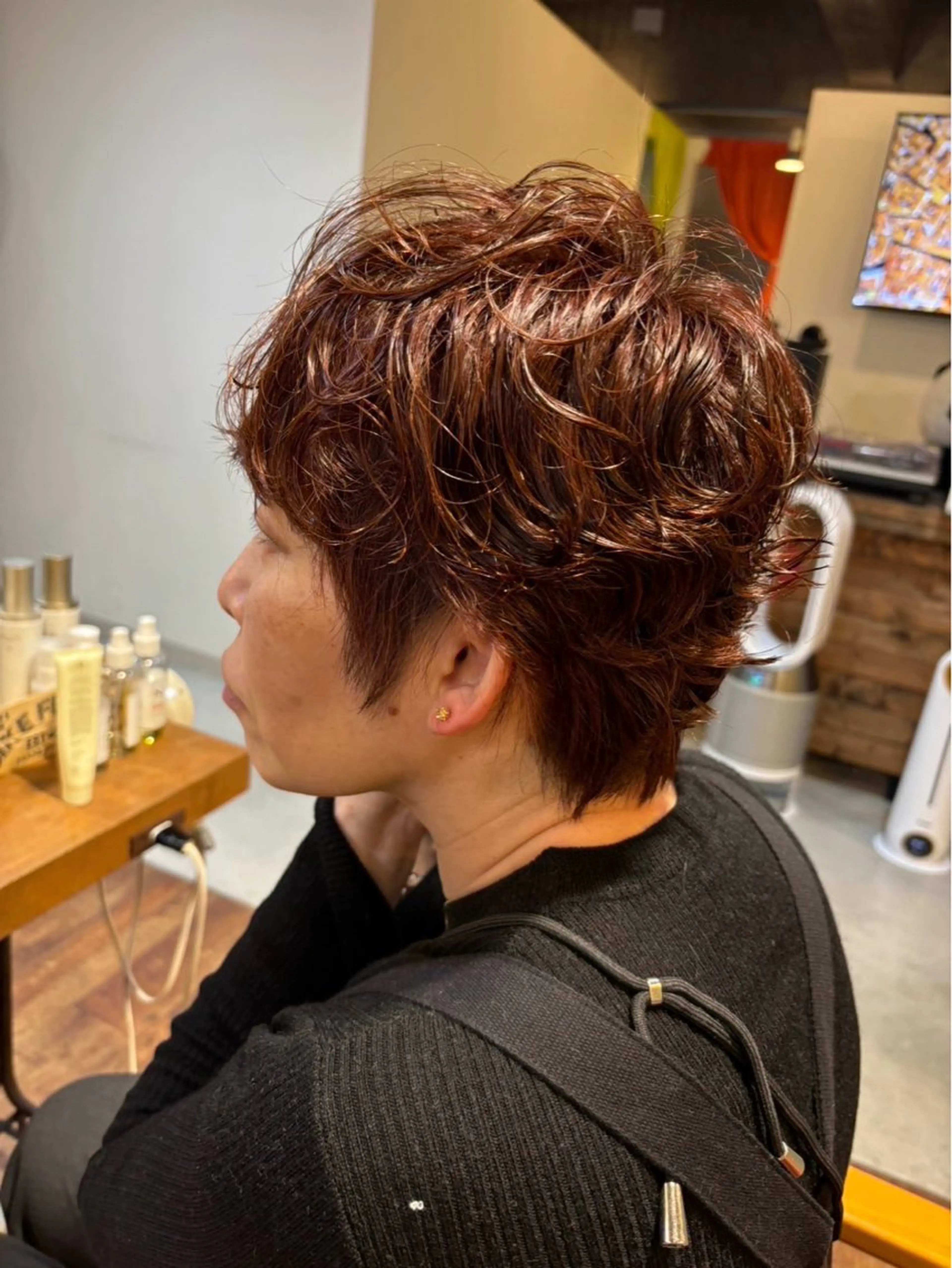 ショート カラー パーマ 山形 梨沙のヘアスタイル