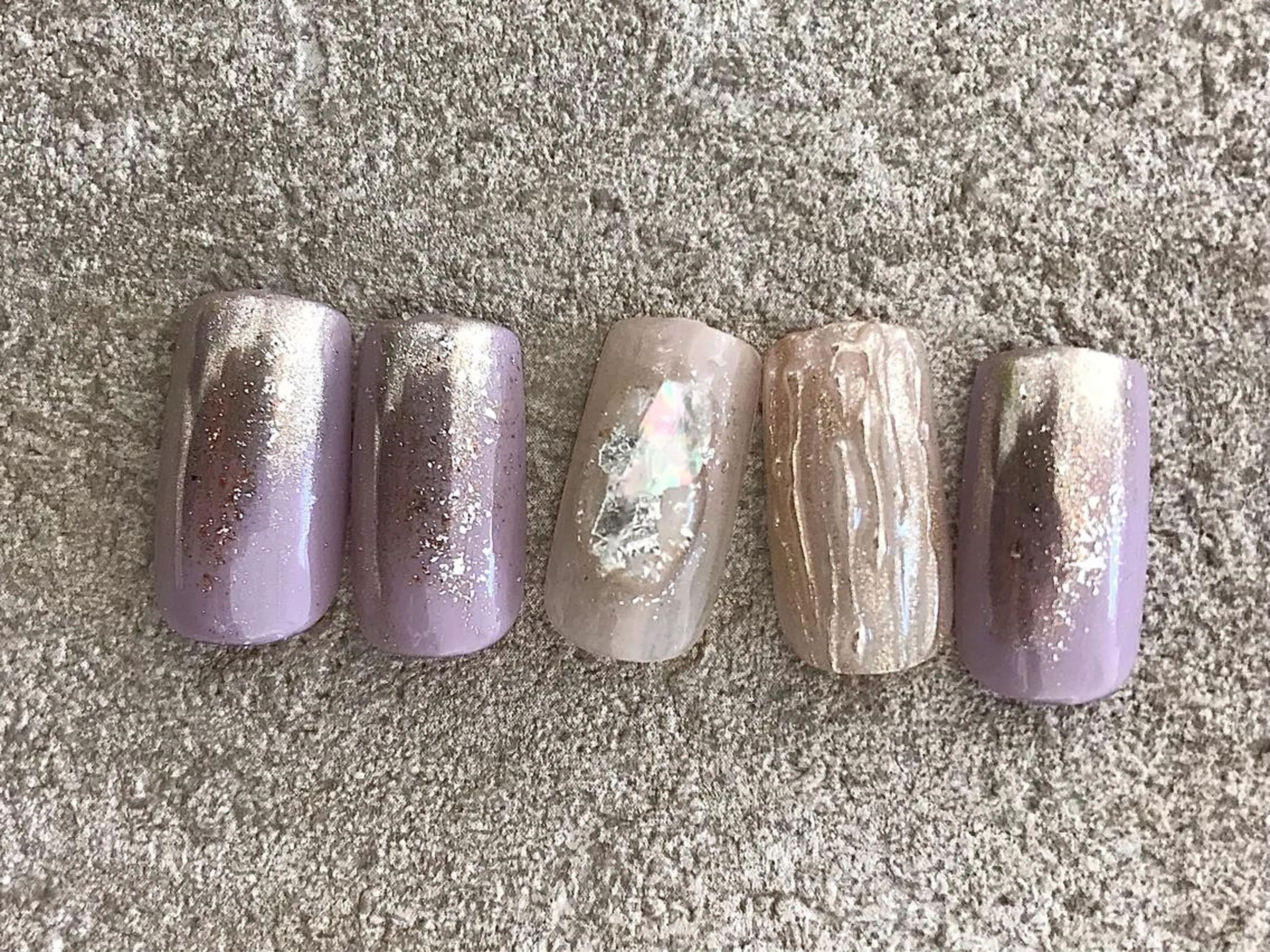 ネイル mogunail &blowのネイルデザイン