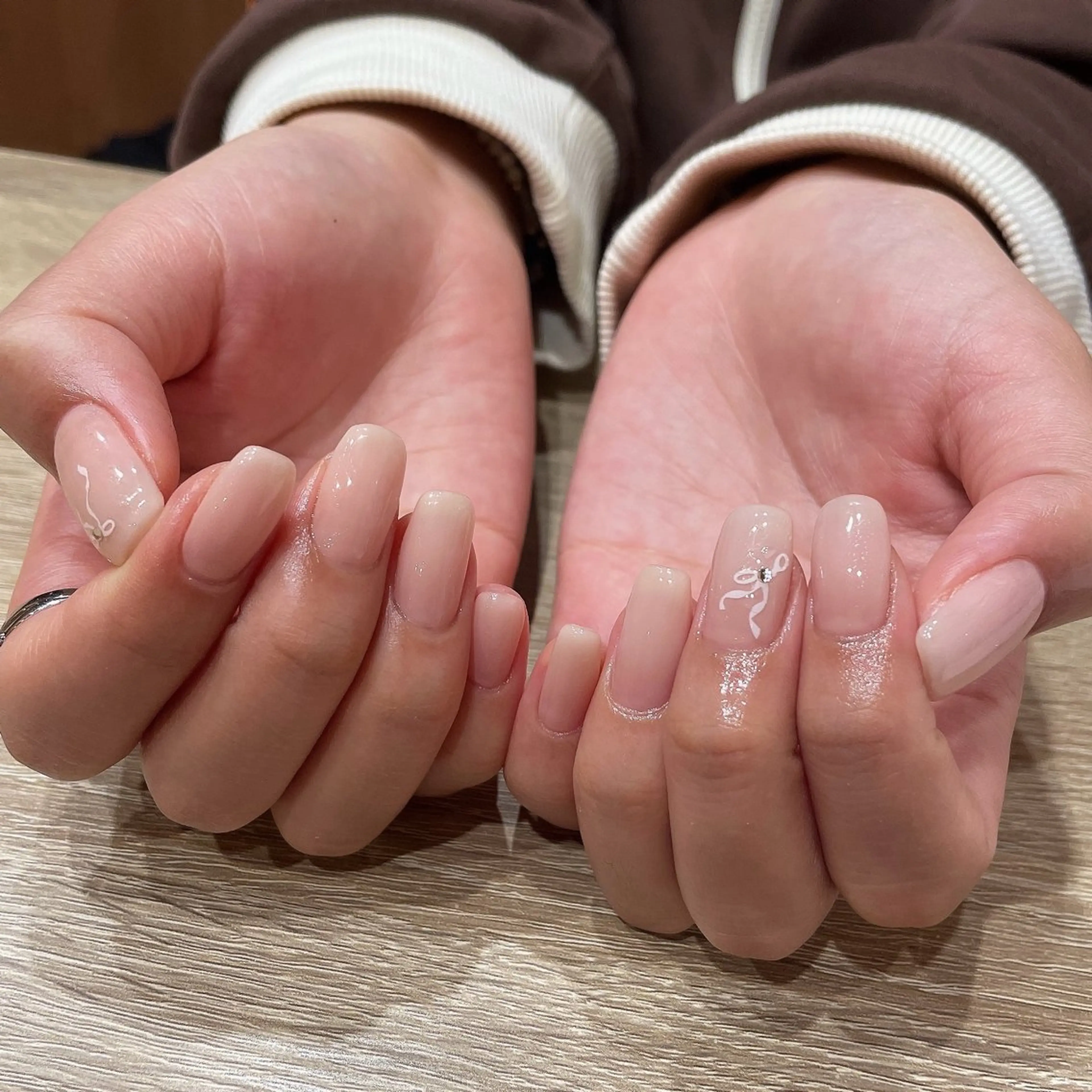 ネイル ストーンネイル ハンドネイル liberté🫧 新小岩のネイルデザイン