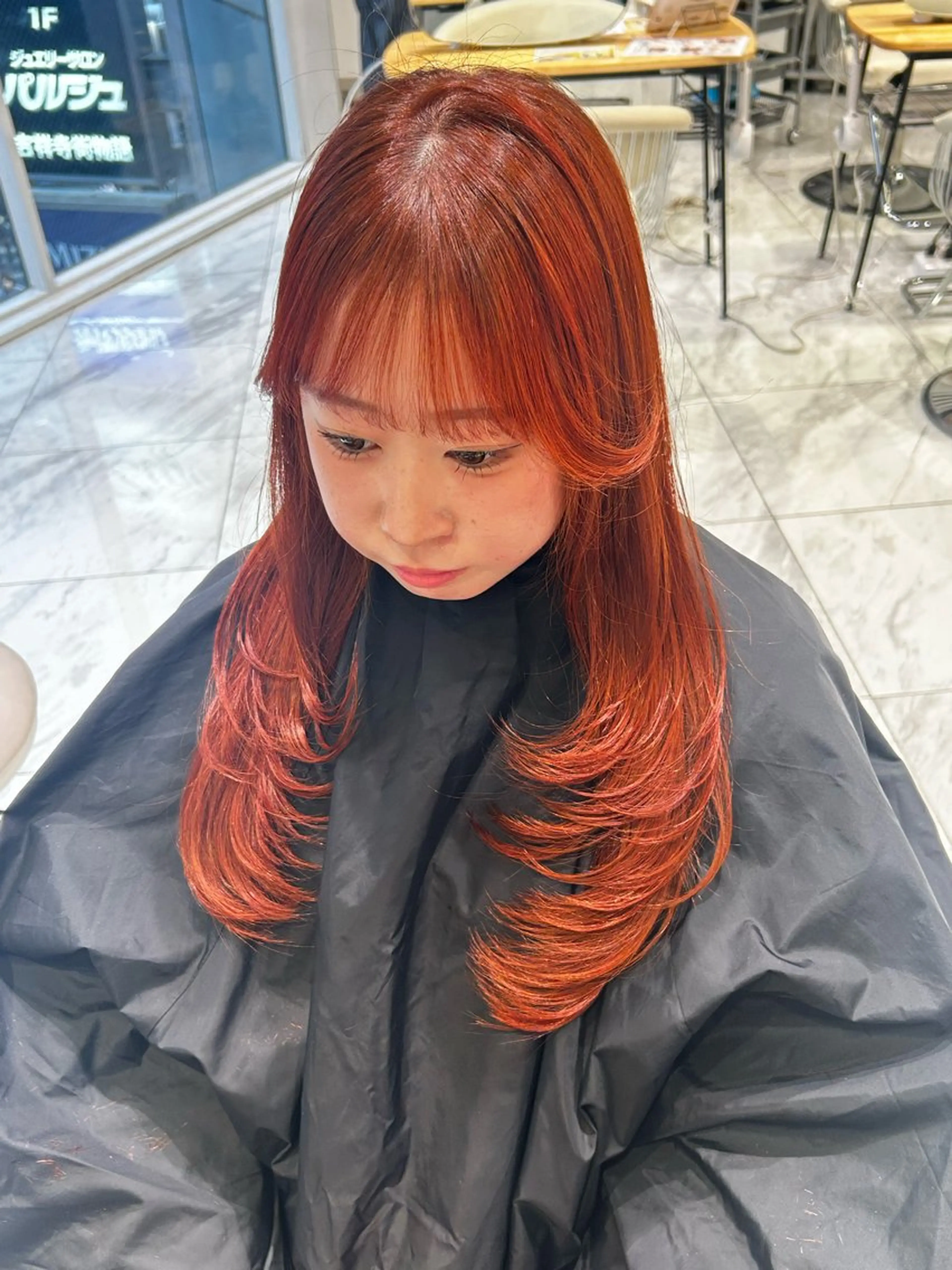 ロング レイヤー／マツエク 💋𝑨𝑵𝑵𝑨のヘアスタイル