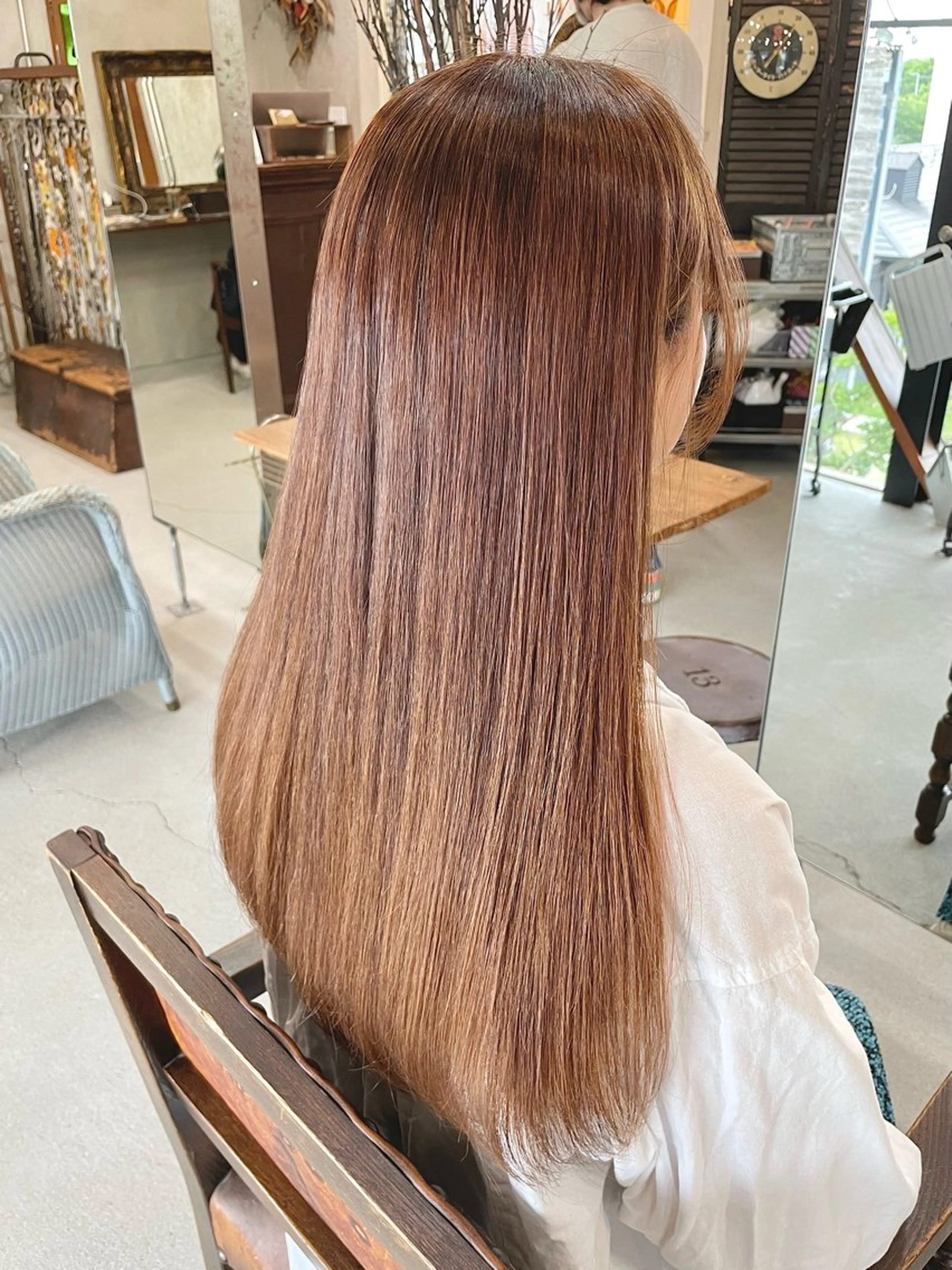 ロング カラー パーマ 岡田 恭明のヘアスタイル