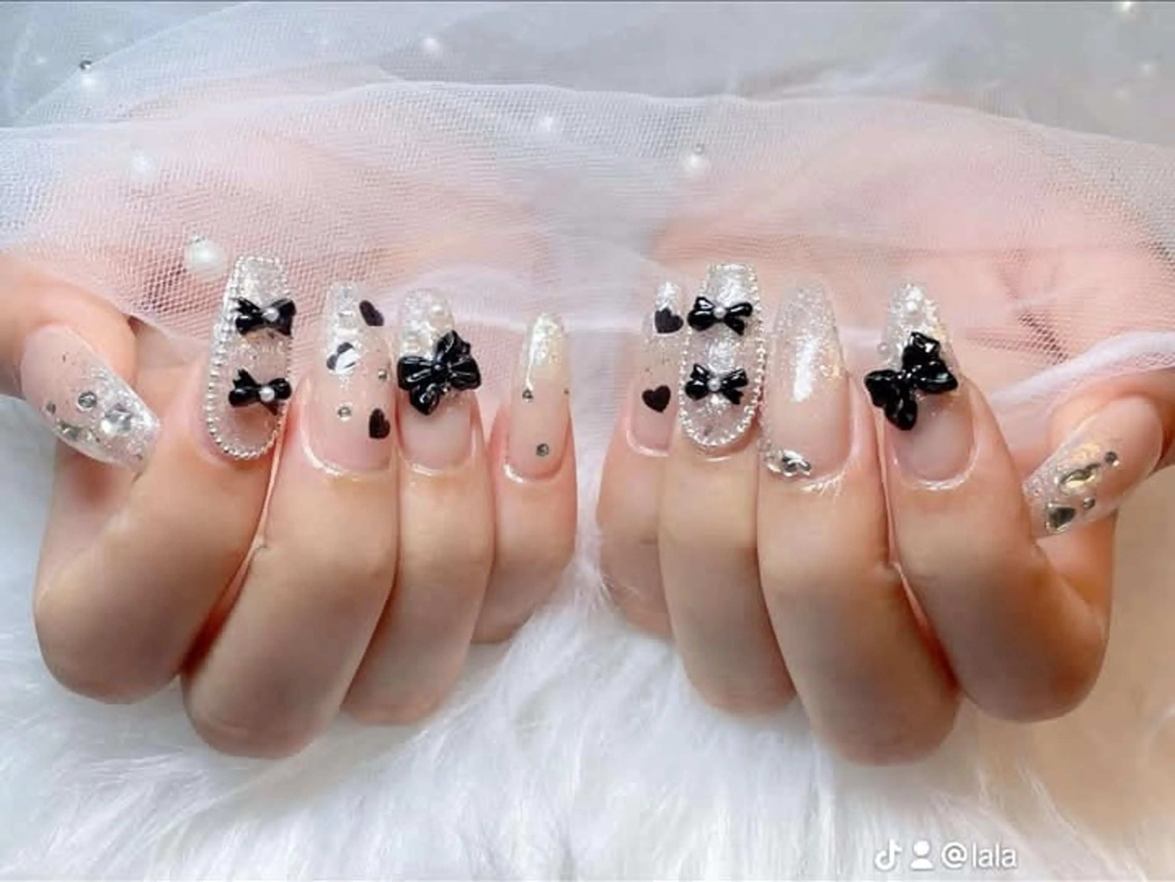 ネイル 長さ出し フレンチネイル グラデーション マグネットネイル オフィスネイル ３０００円 練習コースのネイルデザイン