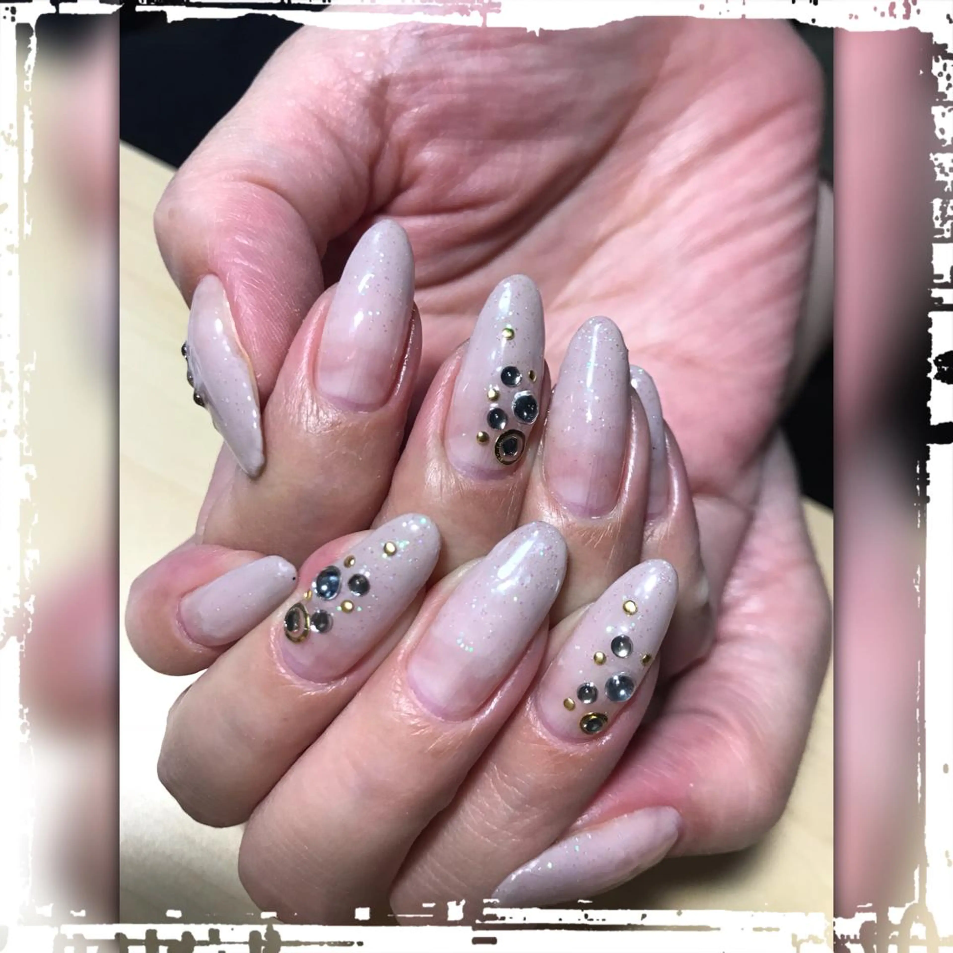 ネイル 寺山 千鶴のネイルデザイン