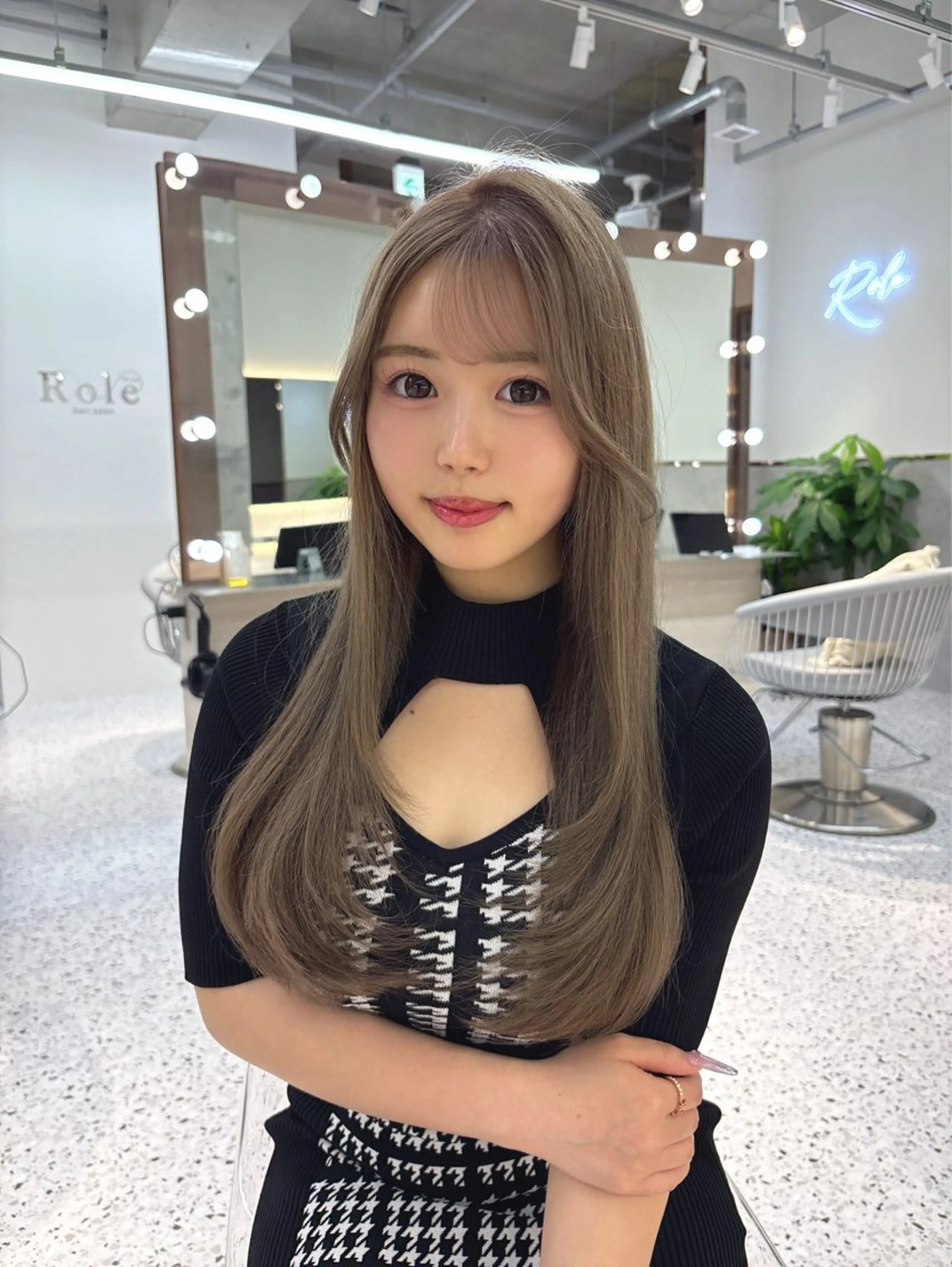 ロング カラー カット ヘアカラー トリートメント yui🎀透明感 ベージュカラー／博多のヘアスタイル