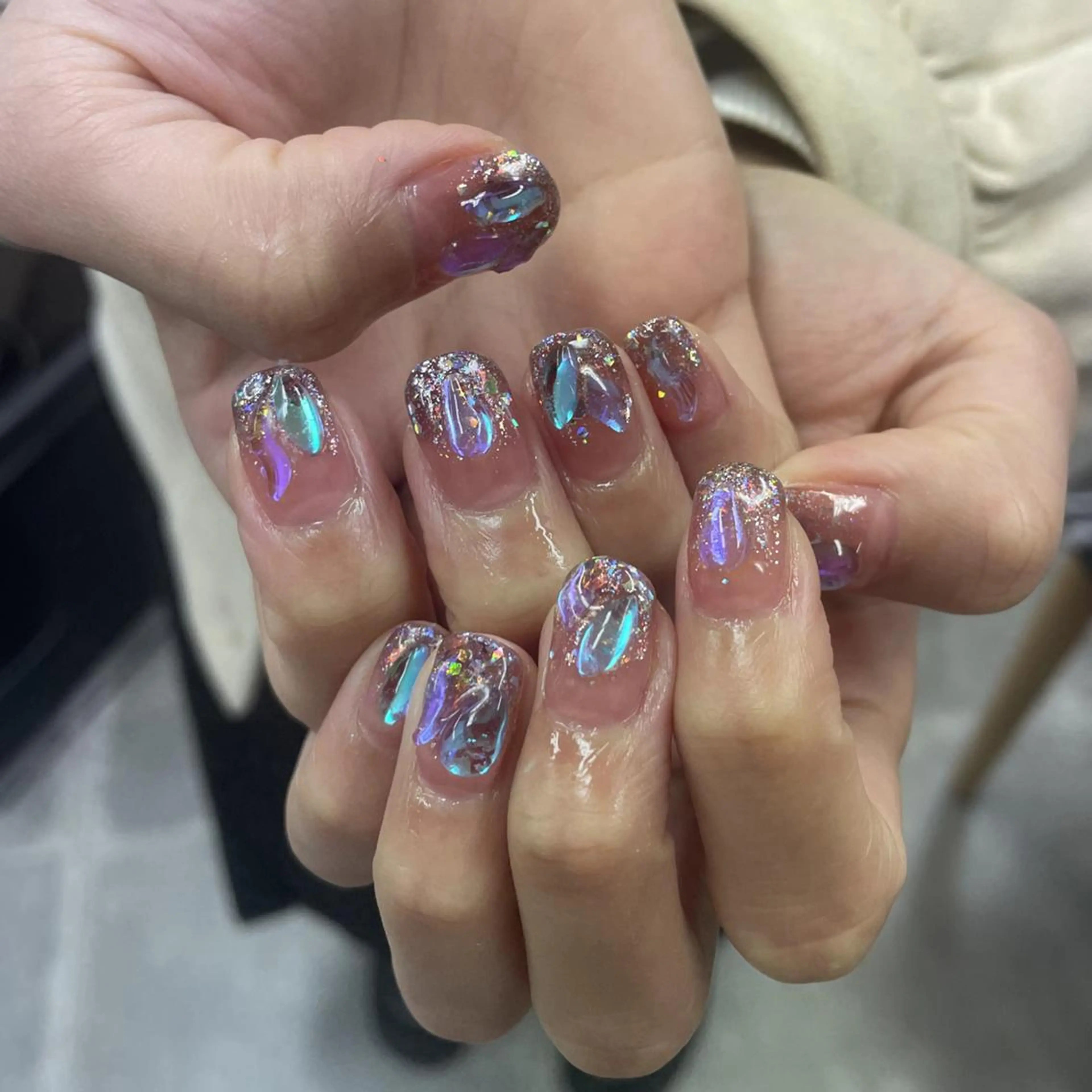 ネイル アートネイル べっ甲ネイル ボルドー ジェルネイル グリーン nailstudio eviz新宿店のネイルデザイン