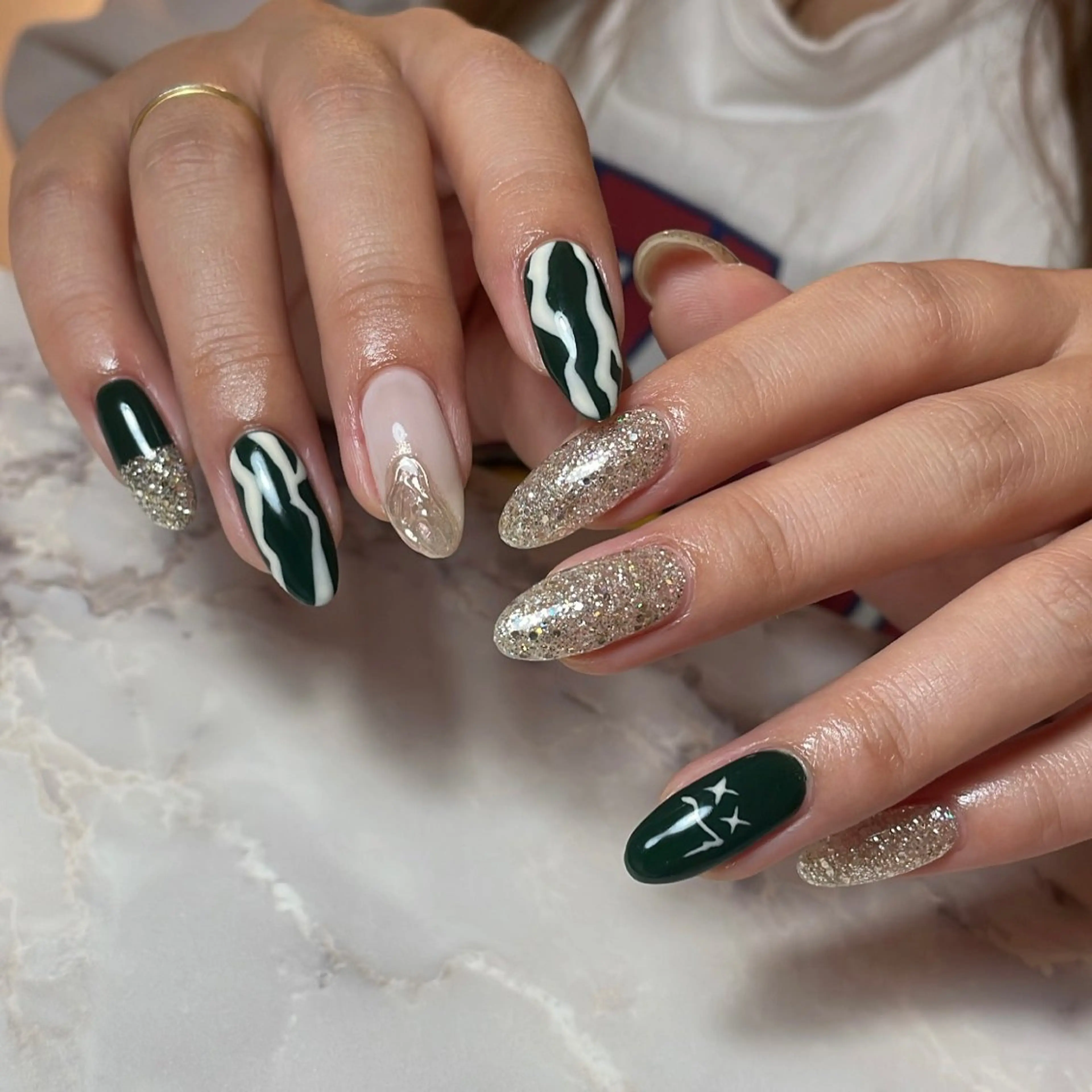 ネイル Atelier  Sii所属・Ami 🦥のネイルデザイン