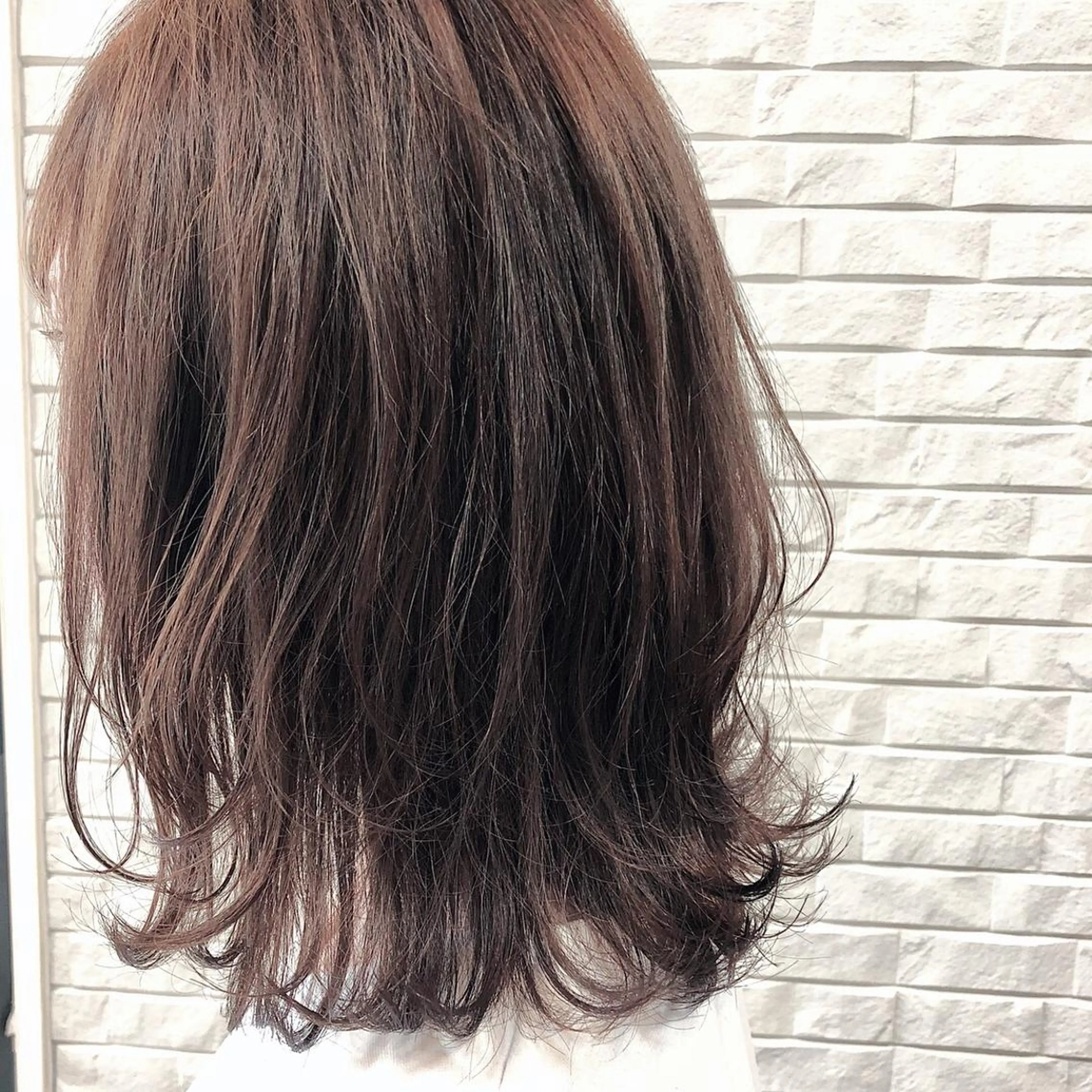 セミロング カラー 伊藤 さやかのヘアスタイル