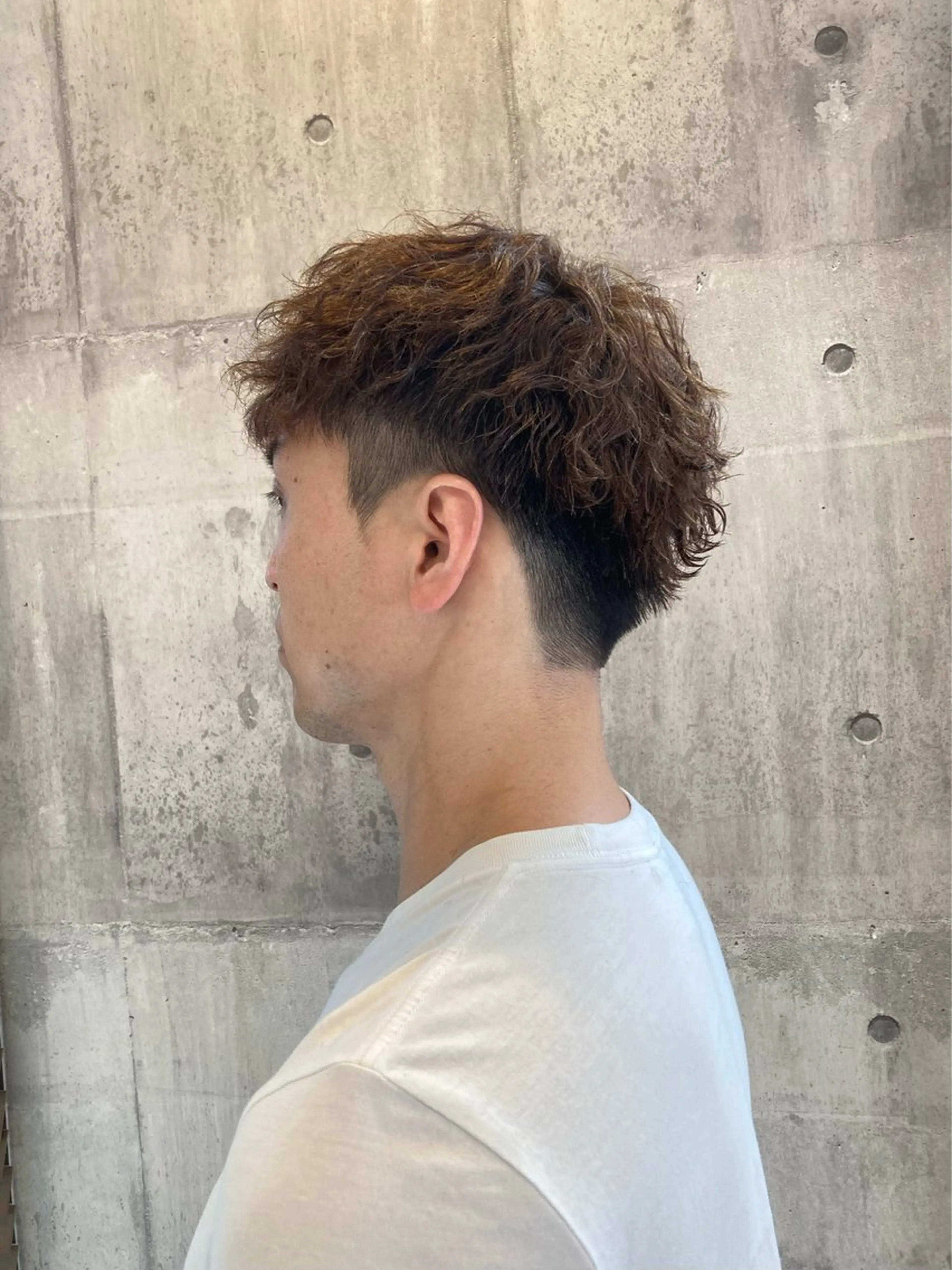 ショート パーマ メンズ マッシュ 波巻きパーマ カット パーマ ハマノ ミユのヘアスタイル